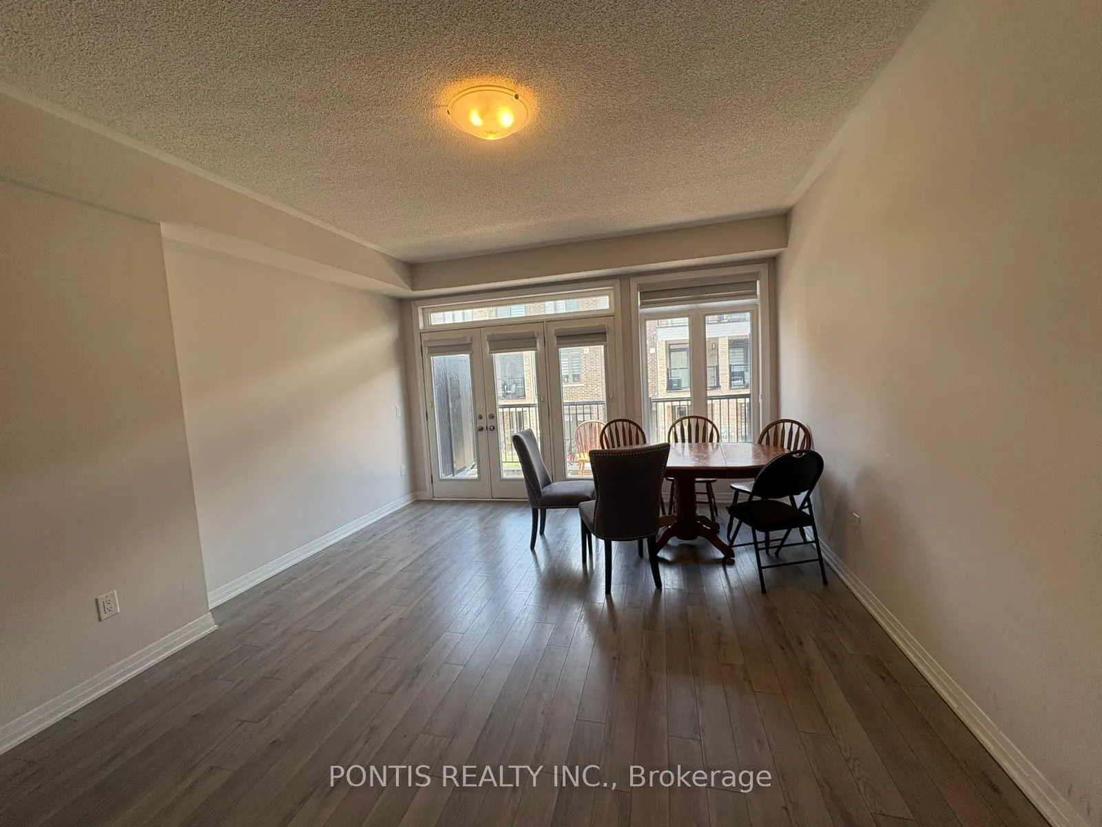 585 Colborne Street E, #304
