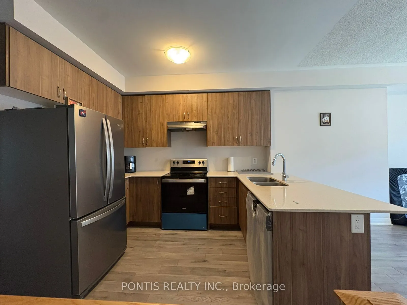 585 Colborne Street E, #304