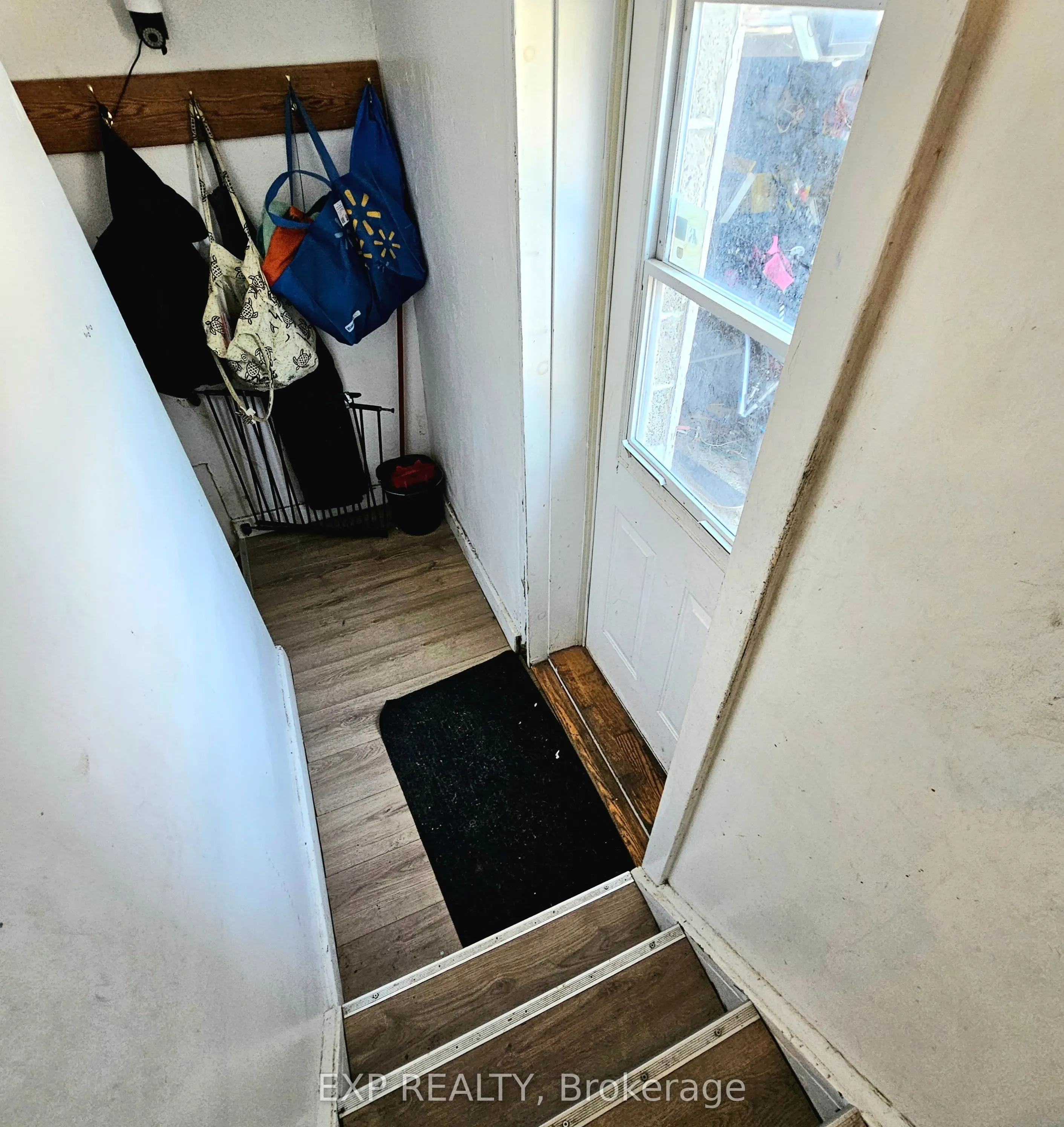 98 Pine Street