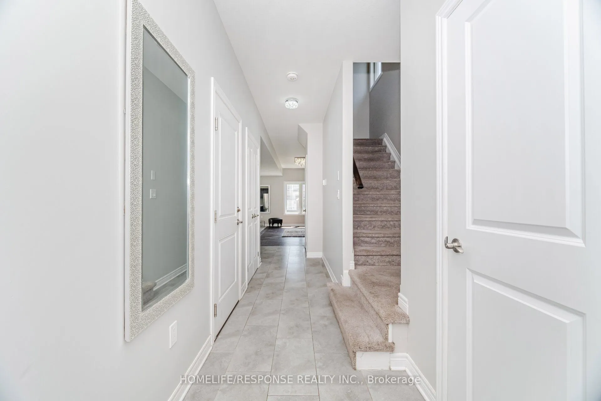 9 BOWMAN Crescent