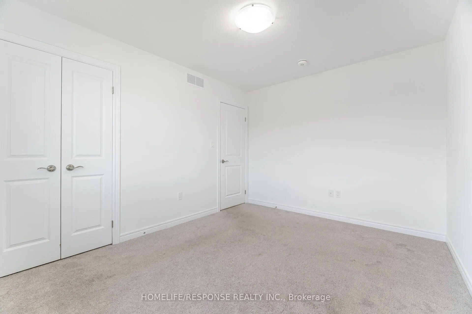 9 BOWMAN Crescent