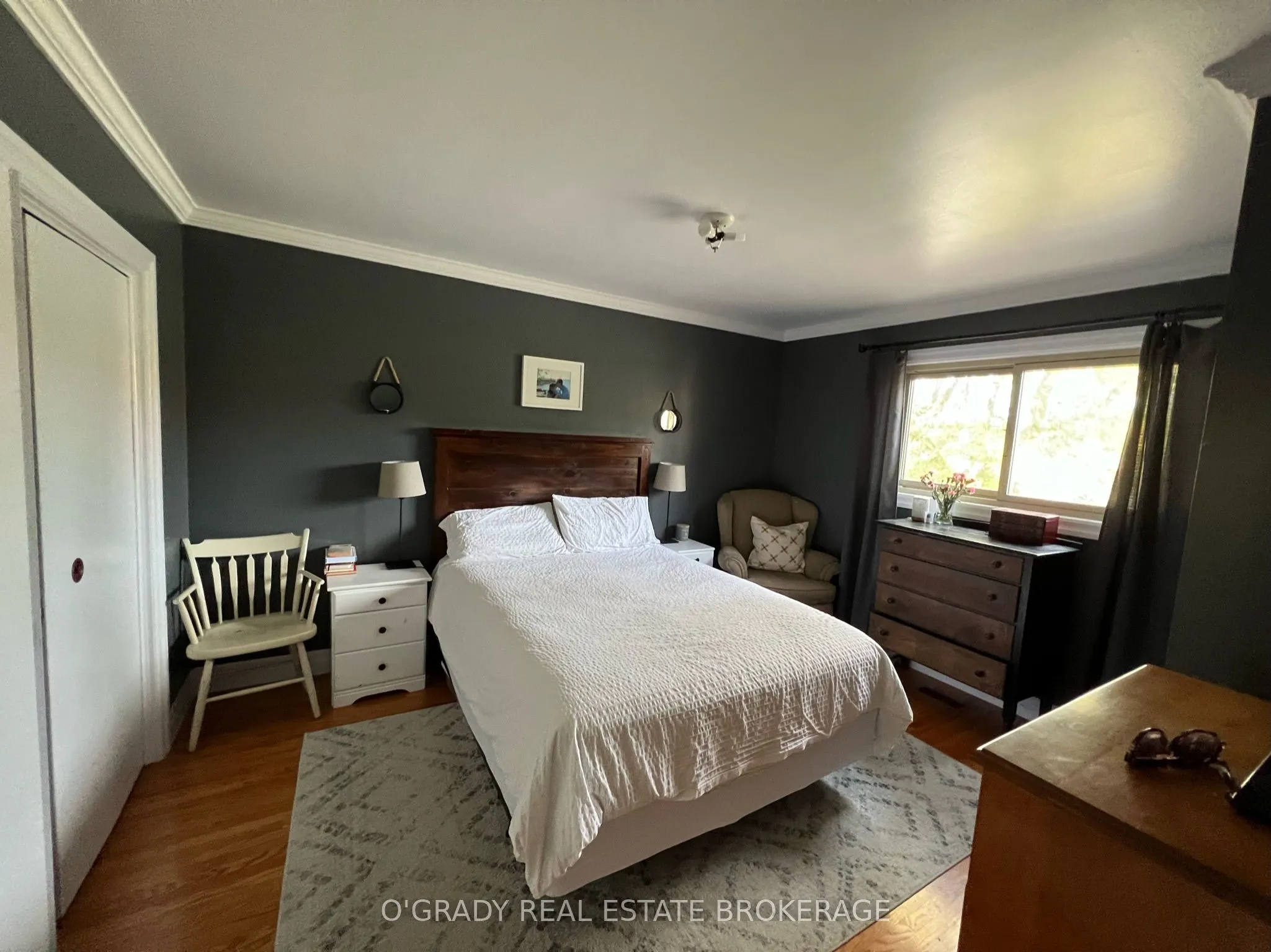 45 Davison Avenue