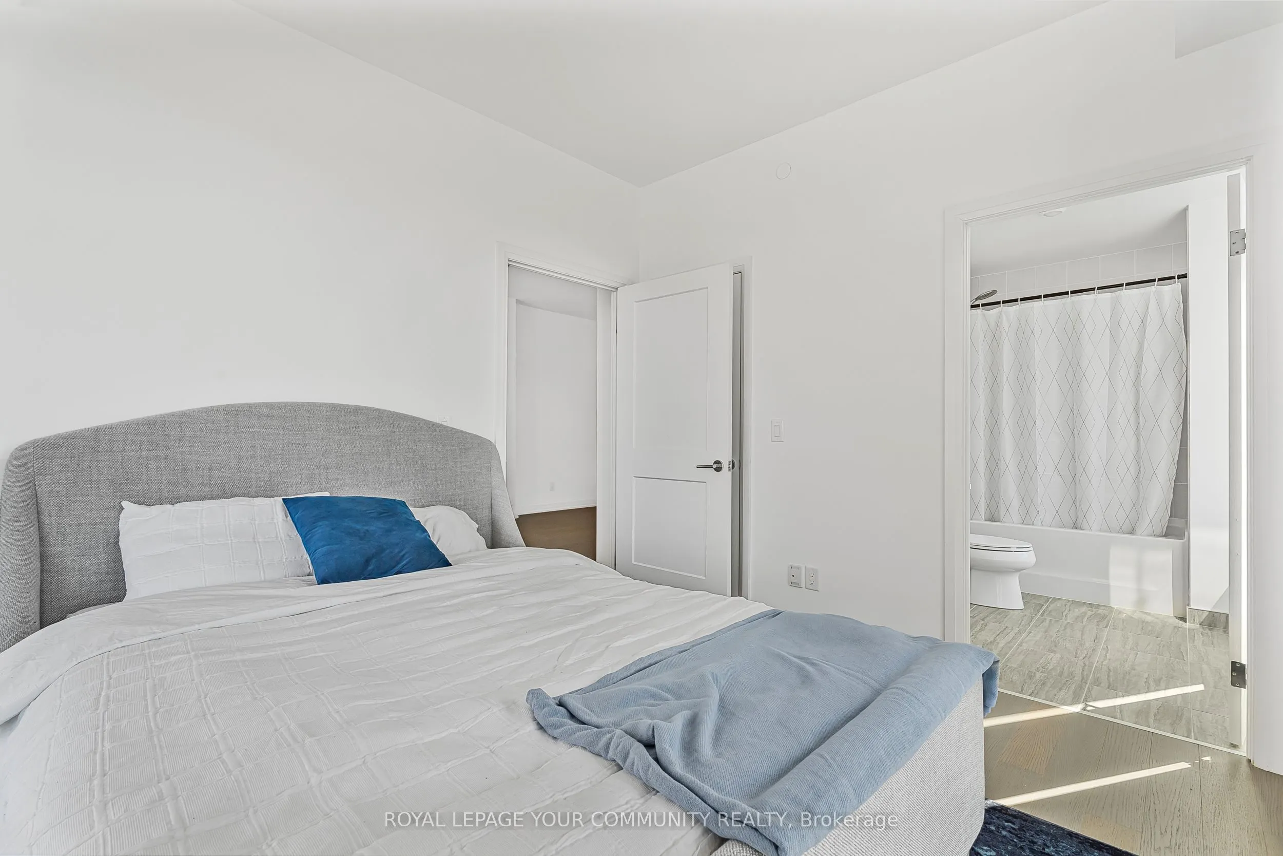 155 Caroline Street, #802