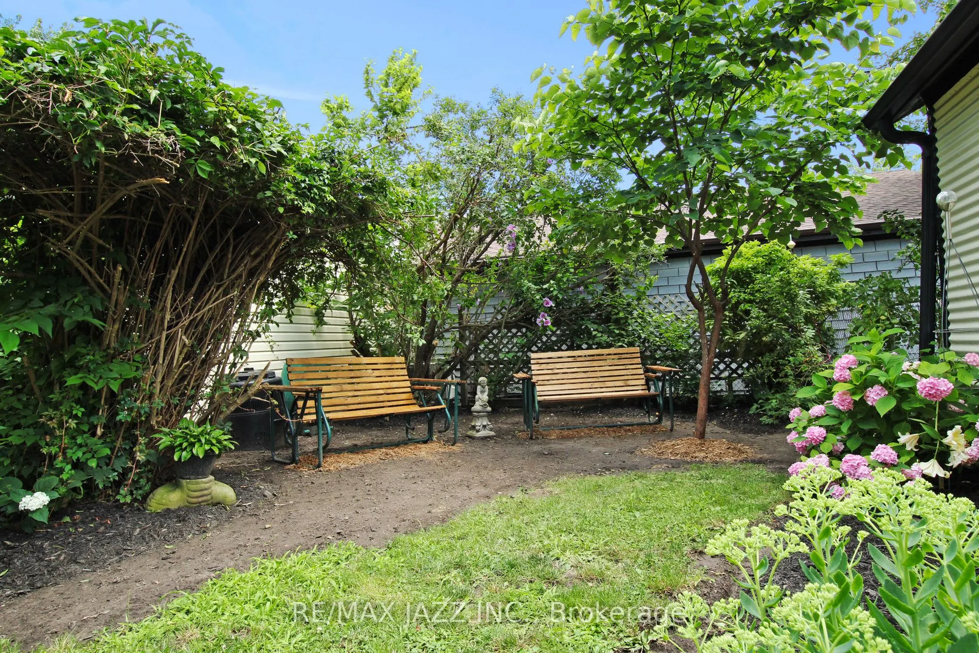 243 Brant Avenue