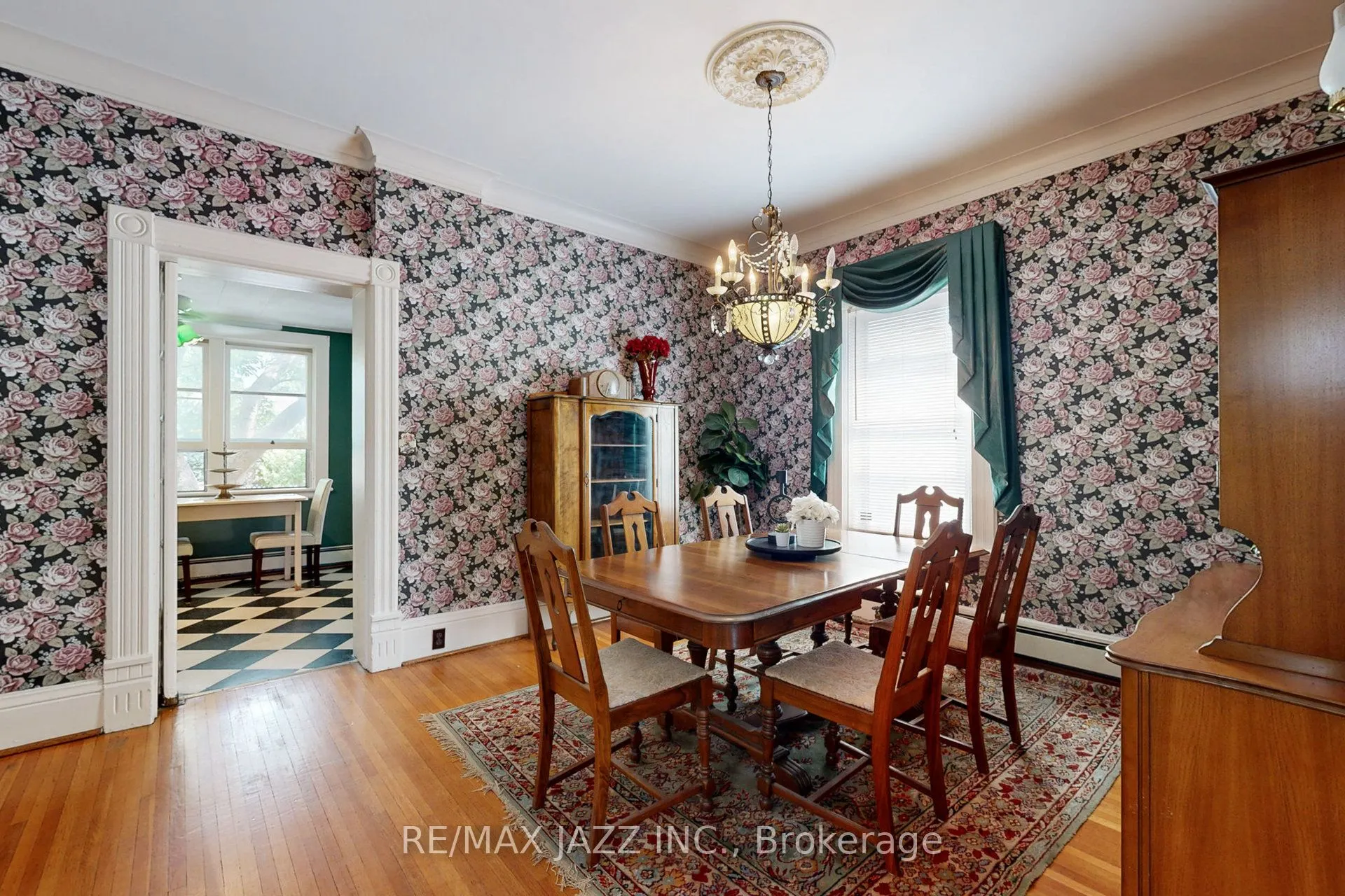 243 Brant Avenue