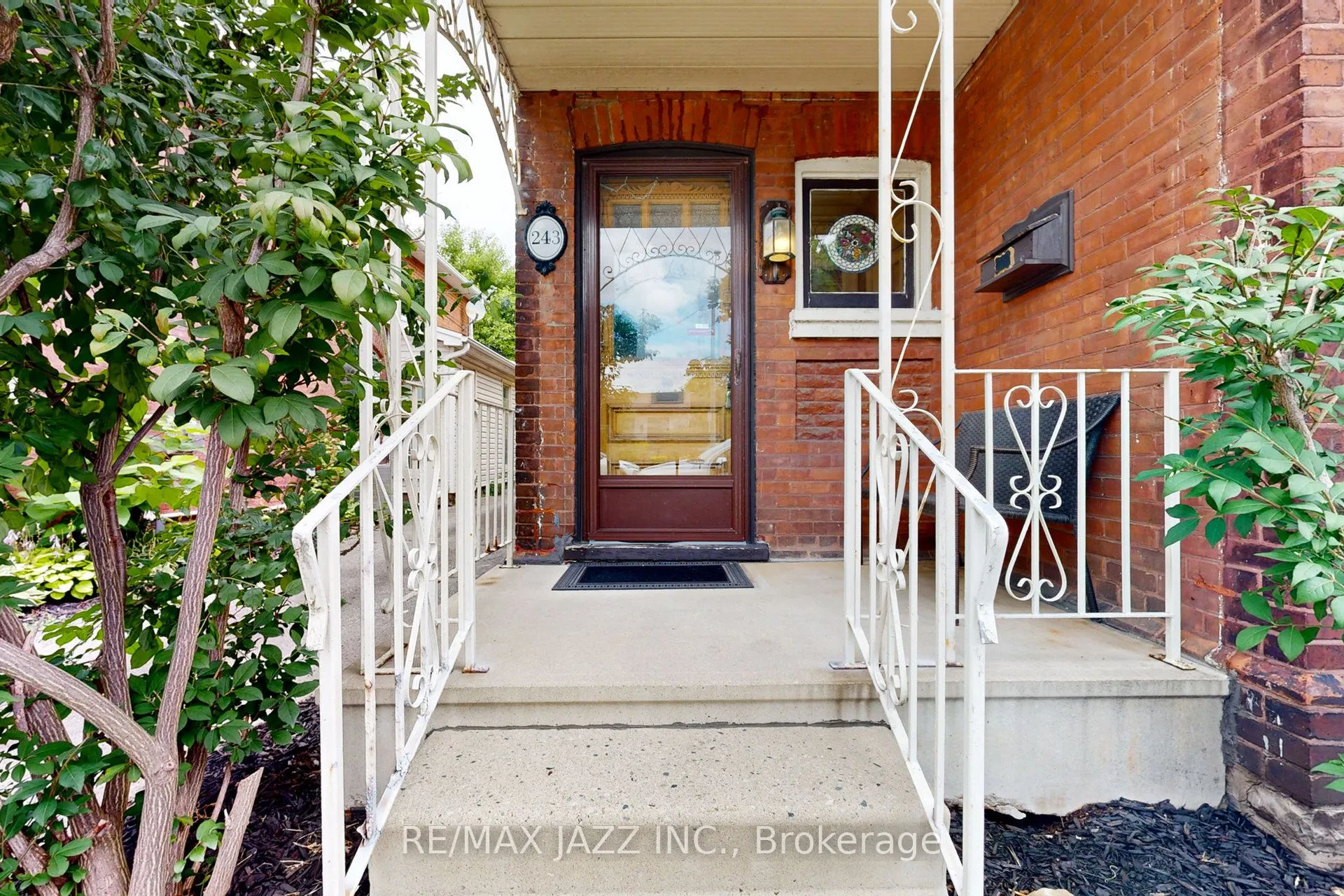 243 Brant Avenue