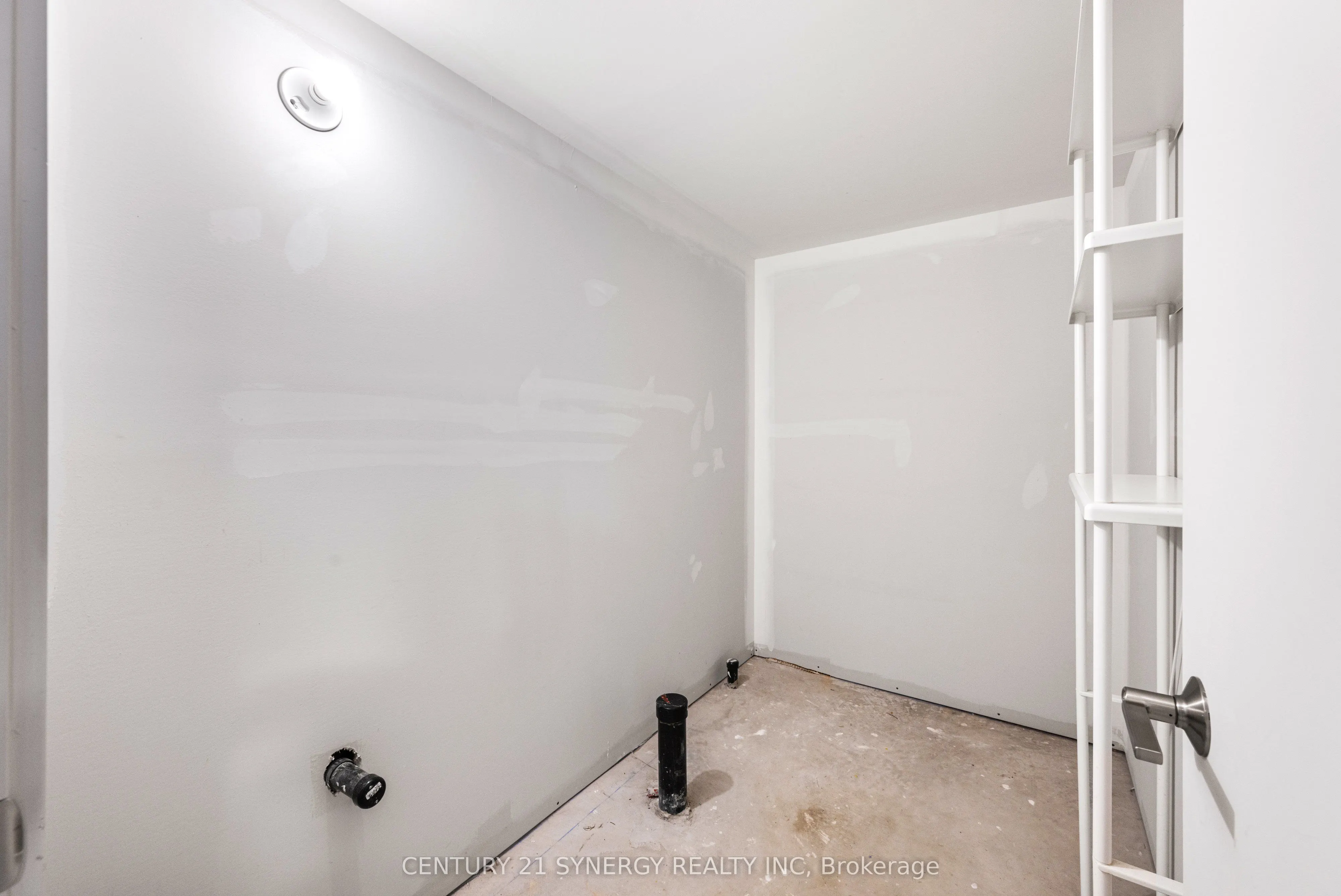 673 Odyssey Way