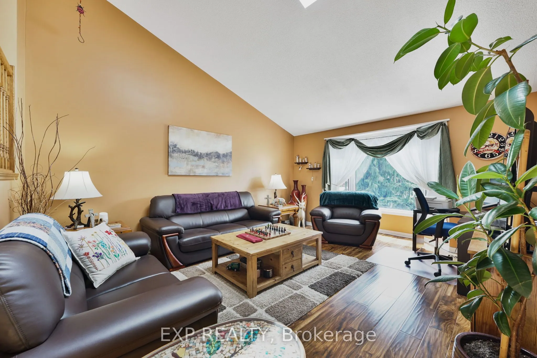 155 John Davies Drive