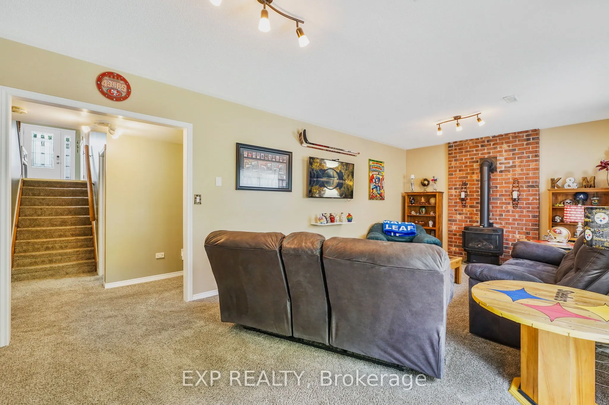 155 John Davies Drive
