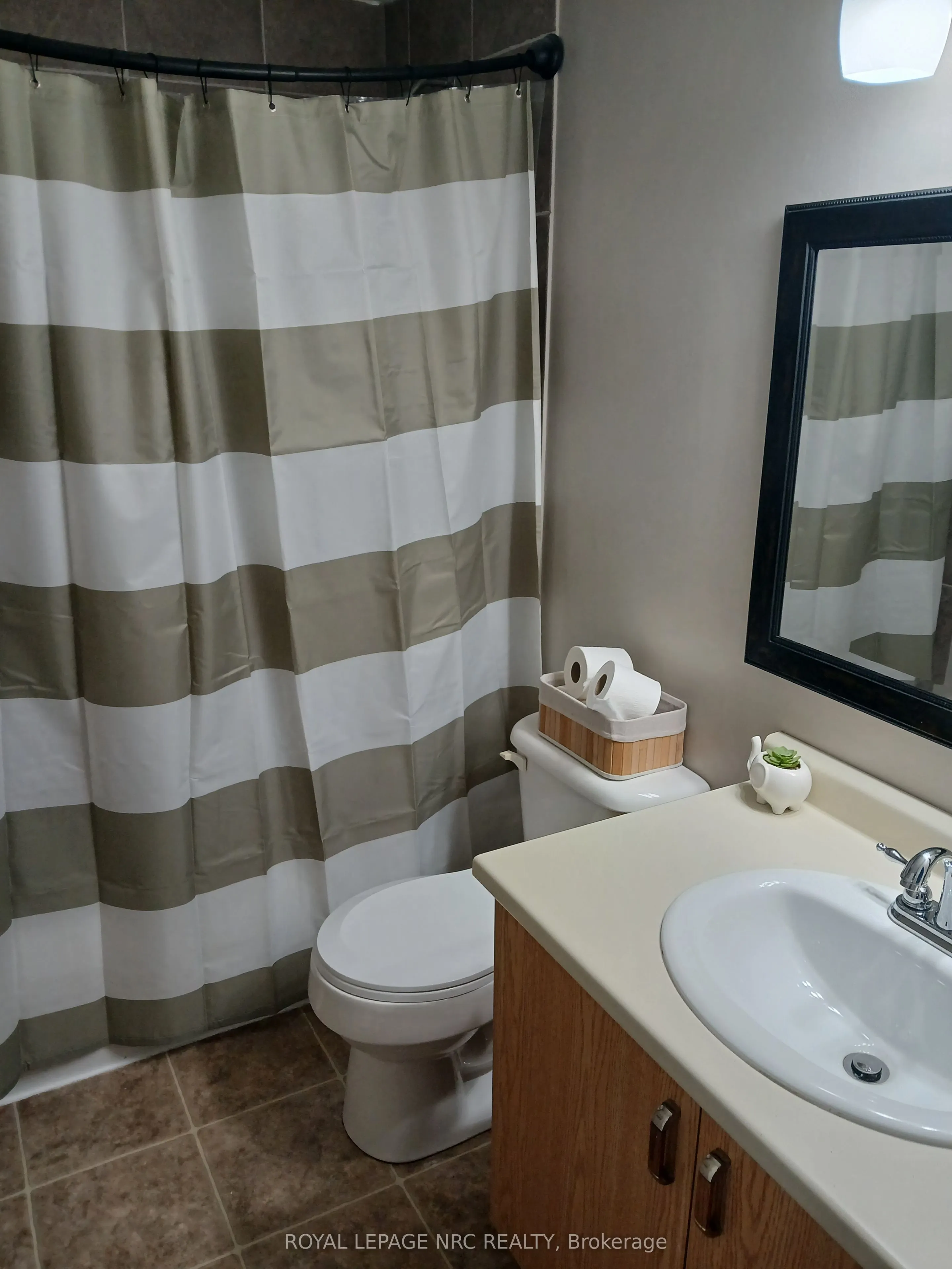 302 Vine Street #31