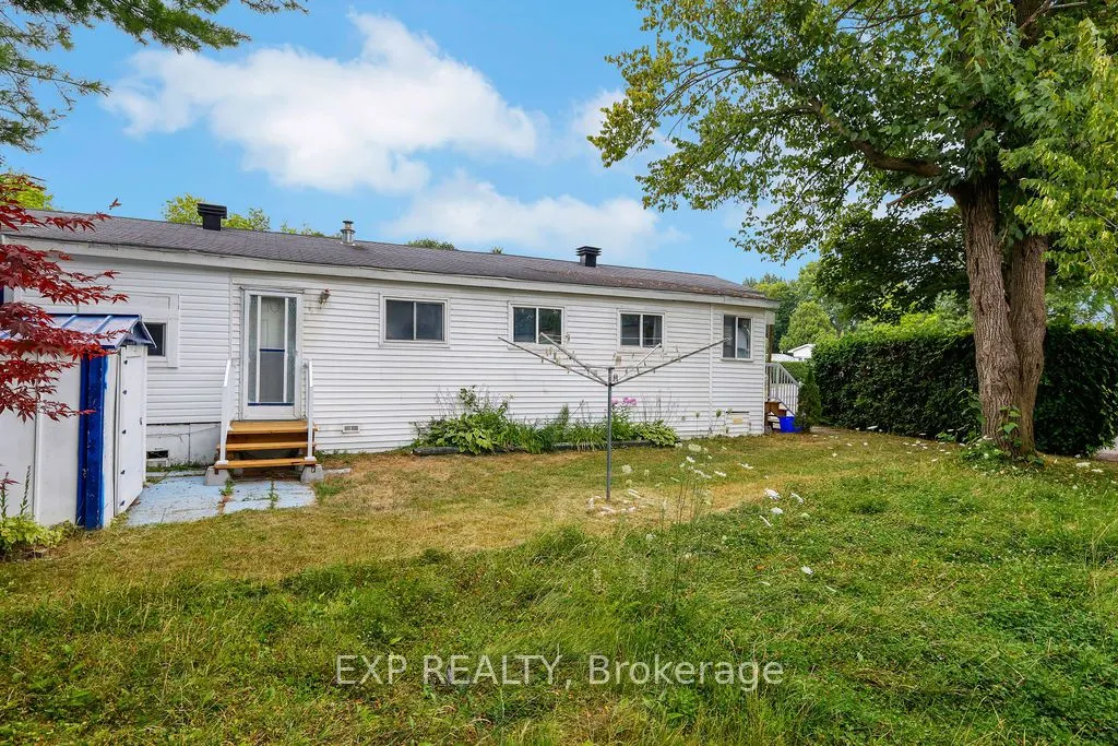64 Vanier Road