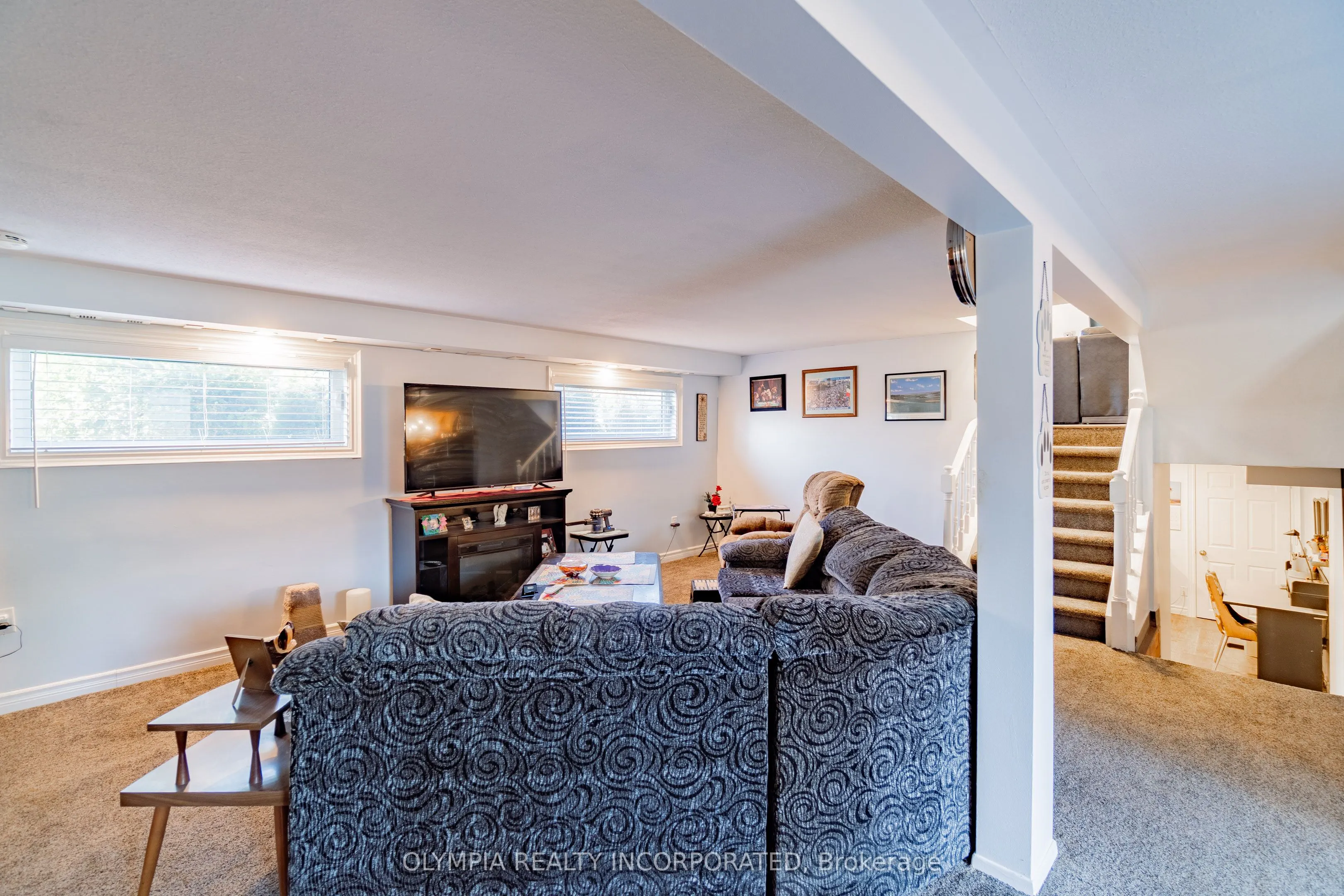 8133 Sarah Street