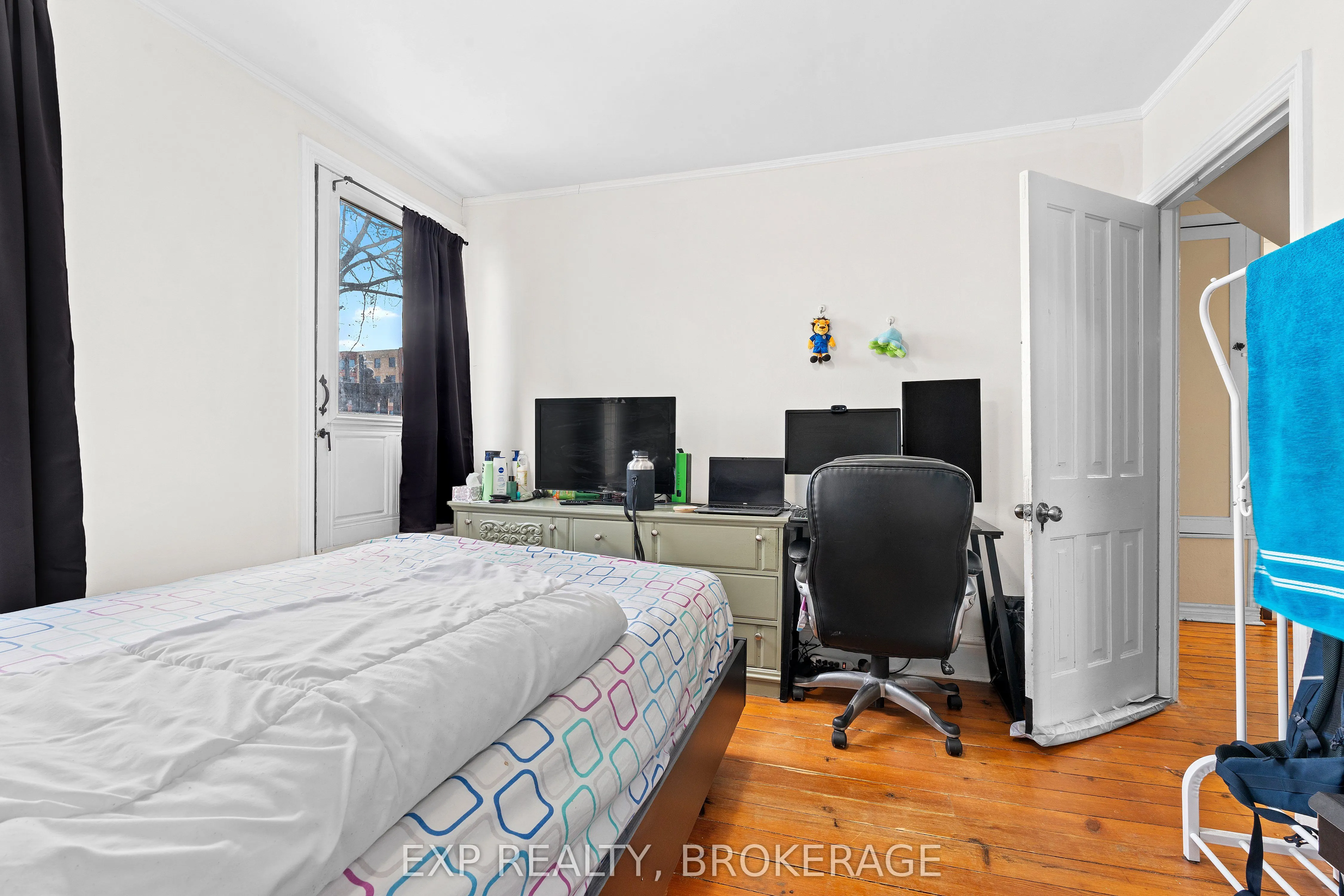 212 RIDEAU Street