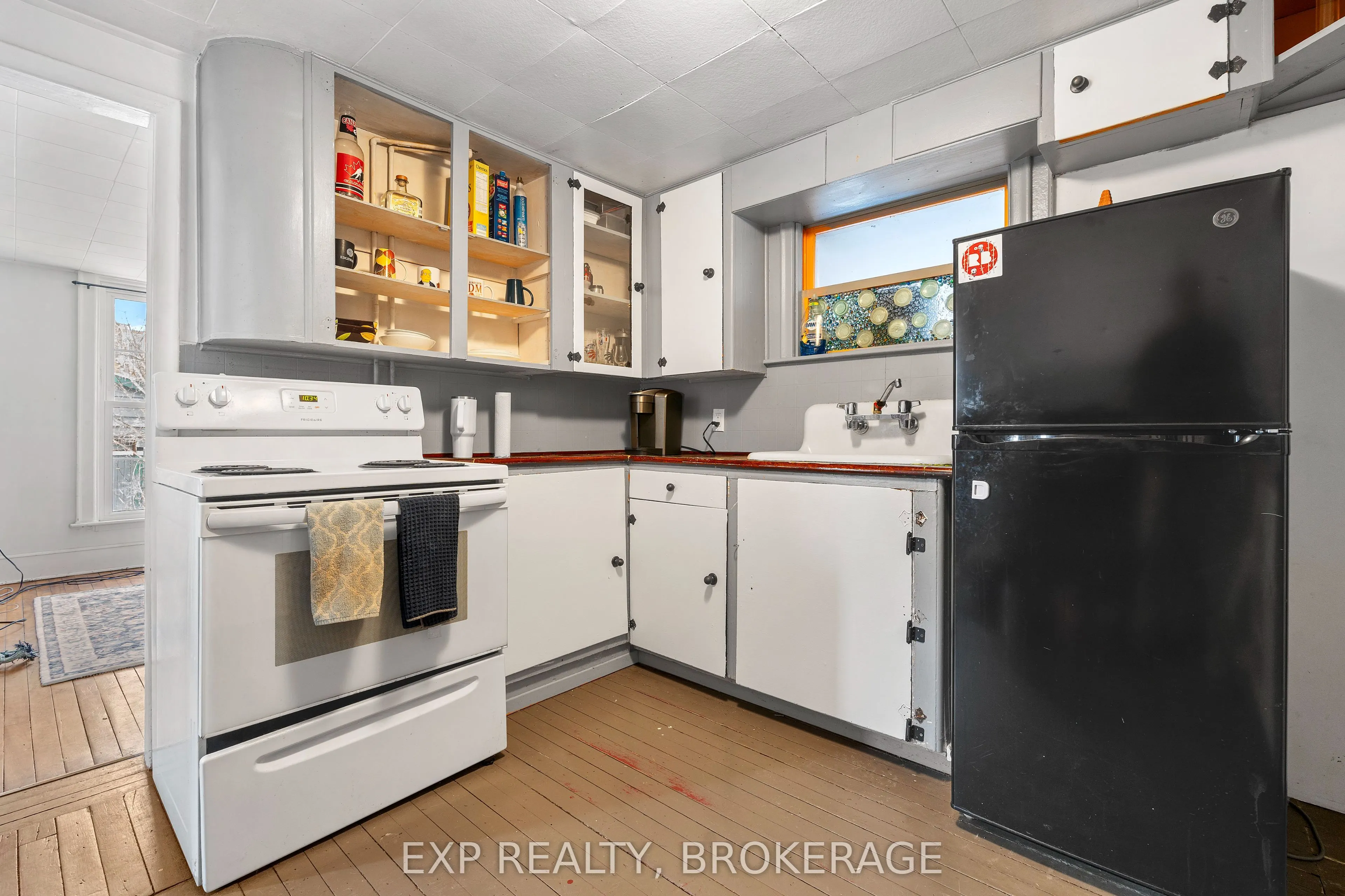 212 RIDEAU Street
