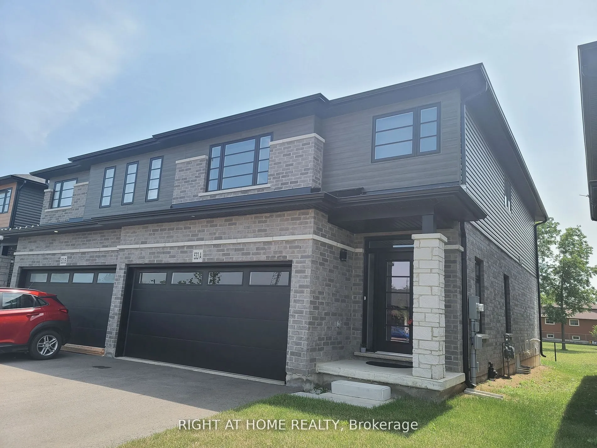 533A Grey Street