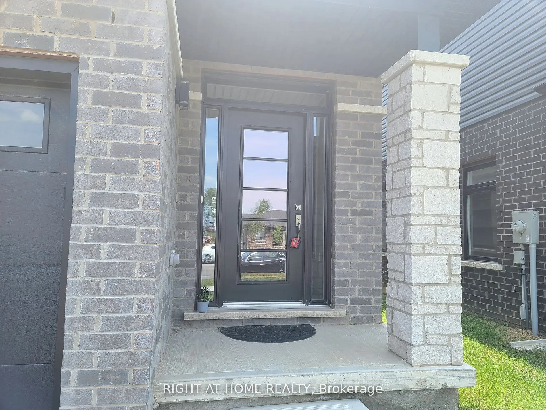 533A Grey Street