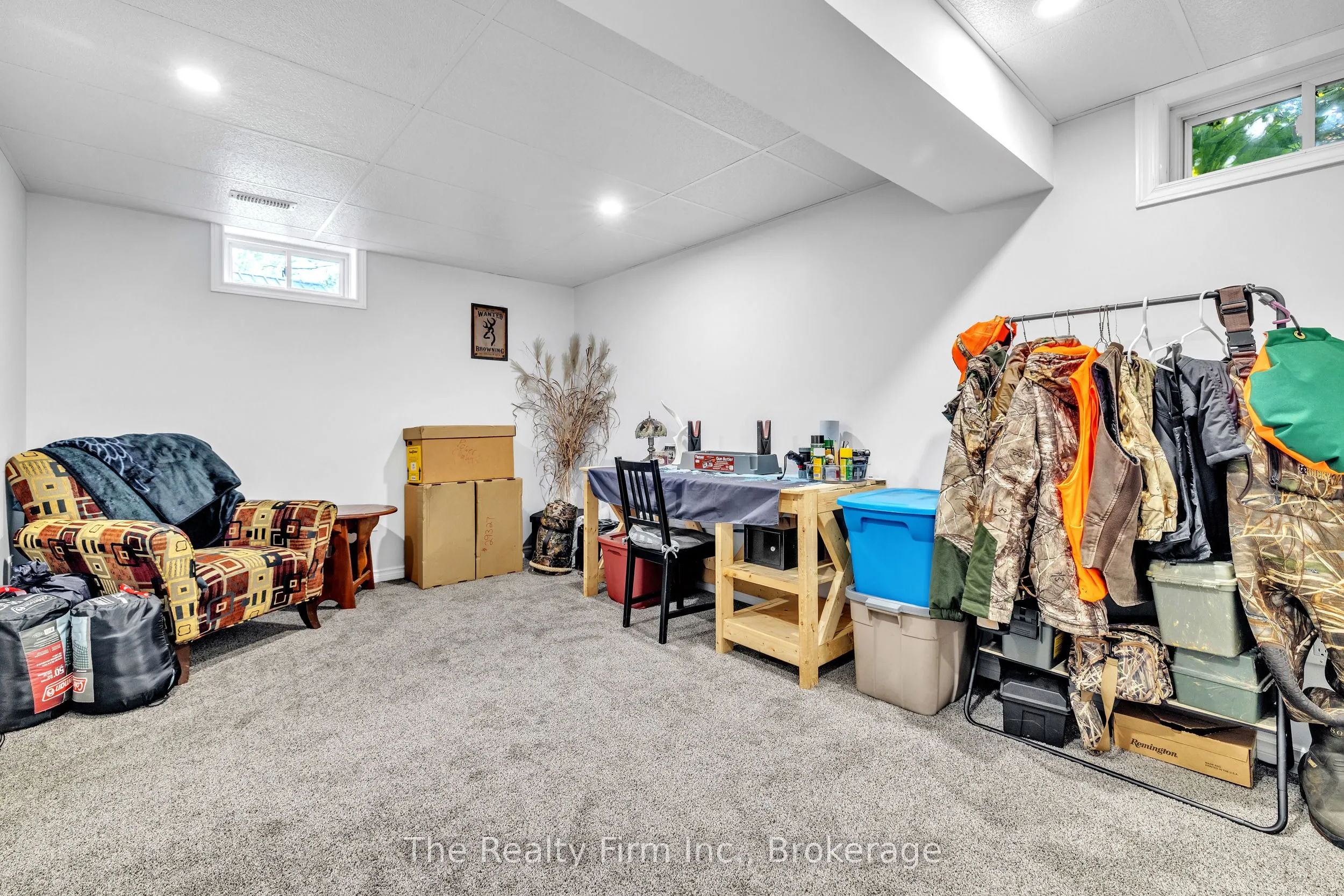 4 Tompkins Court