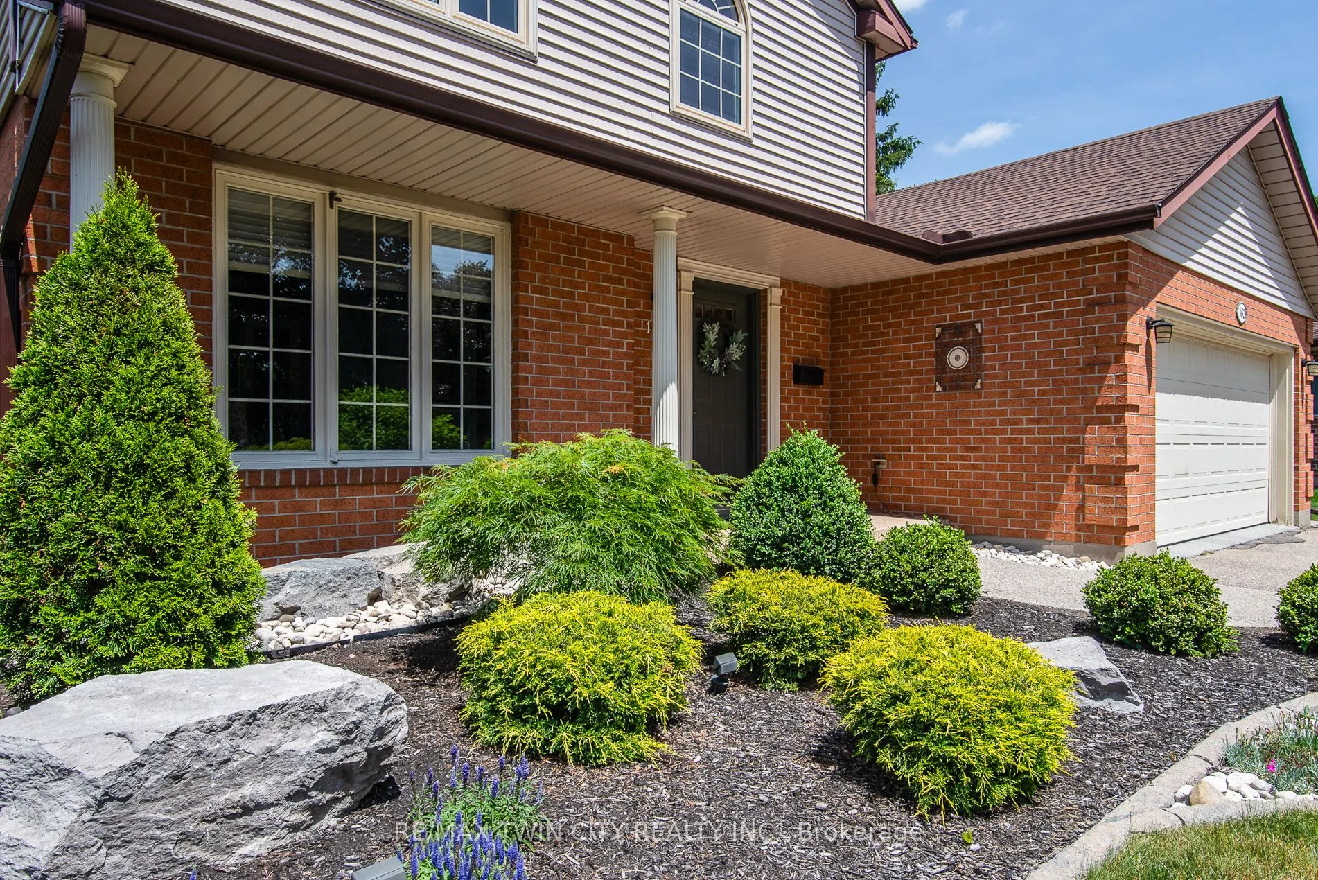 162 Ambleside Court