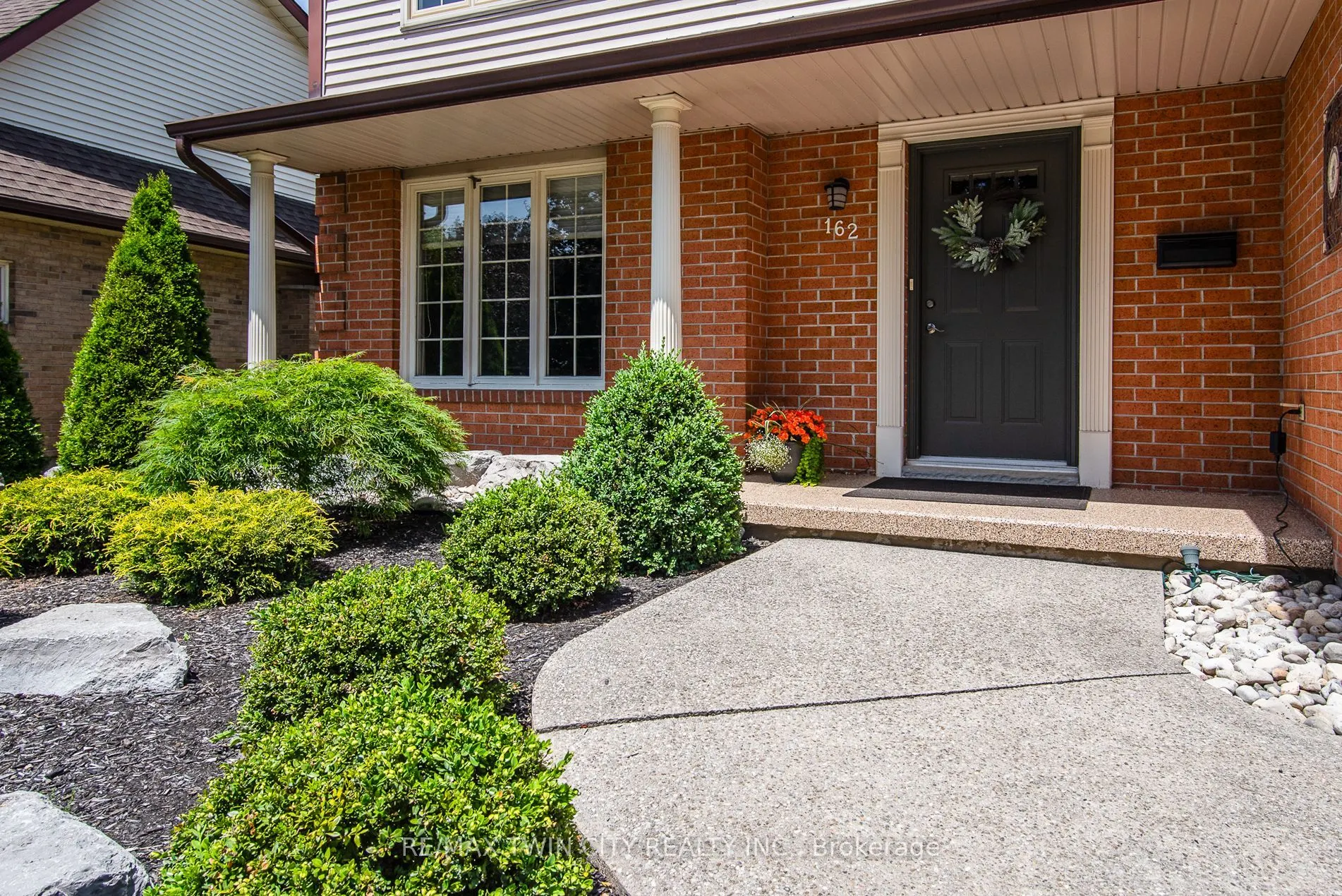 162 Ambleside Court