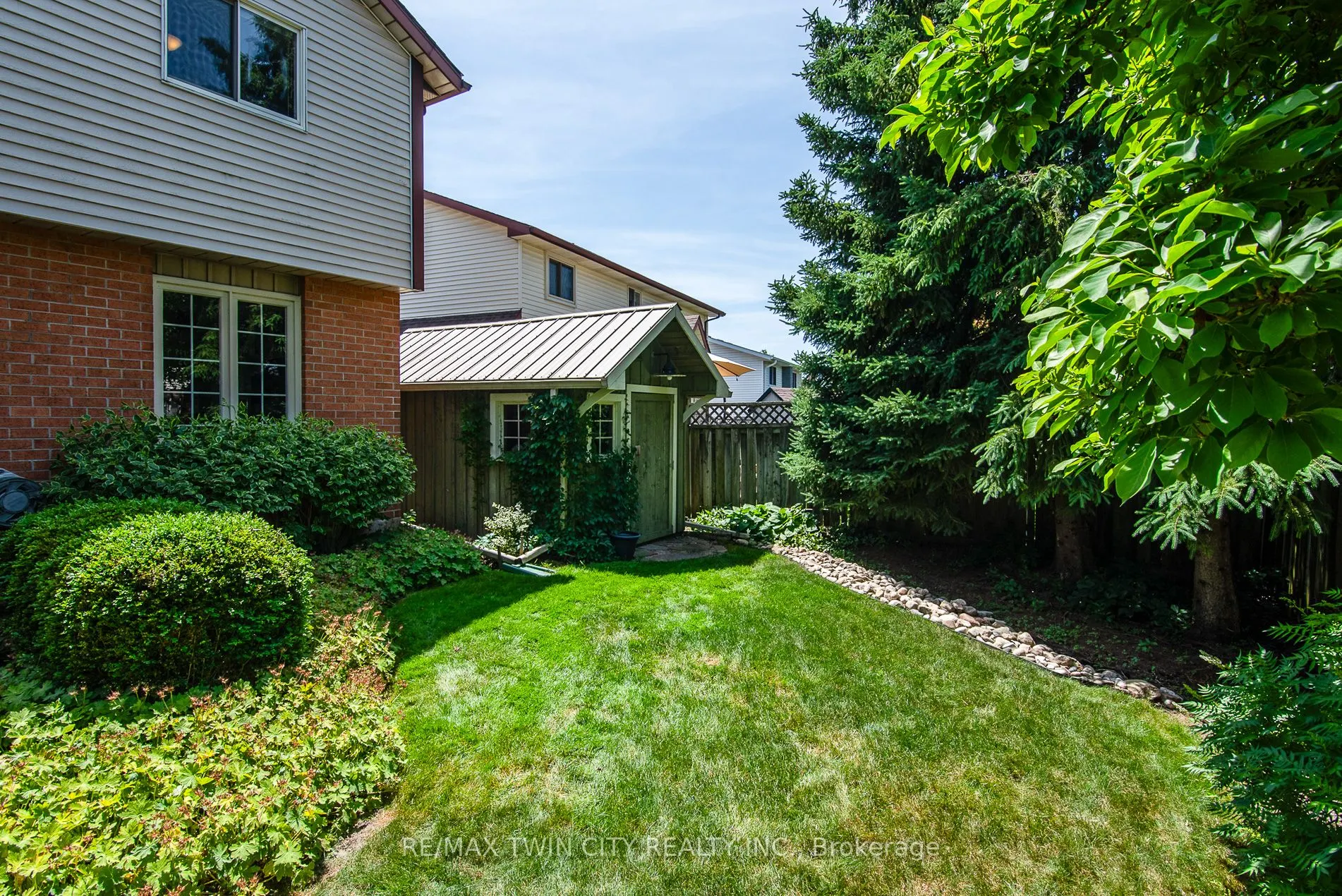 162 Ambleside Court
