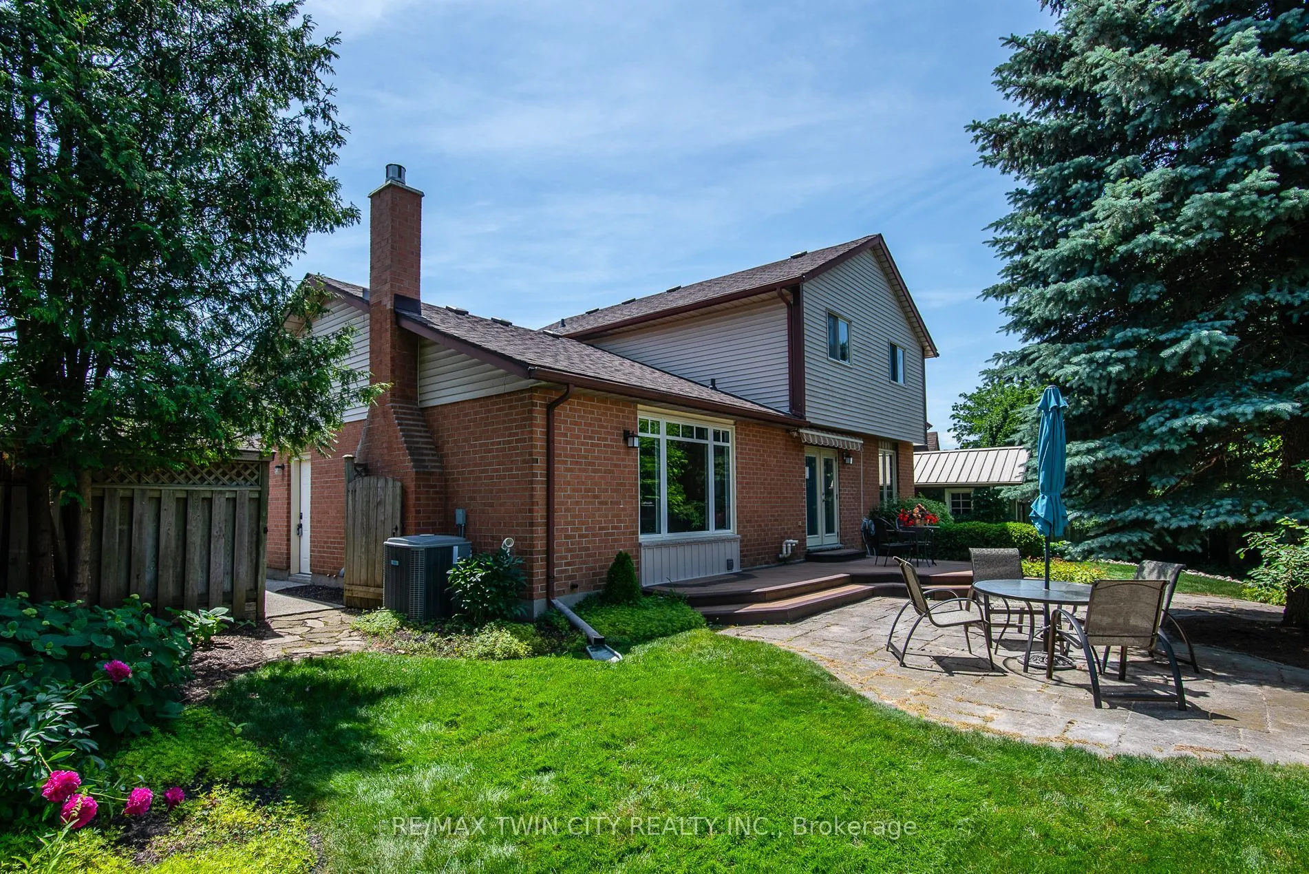 162 Ambleside Court