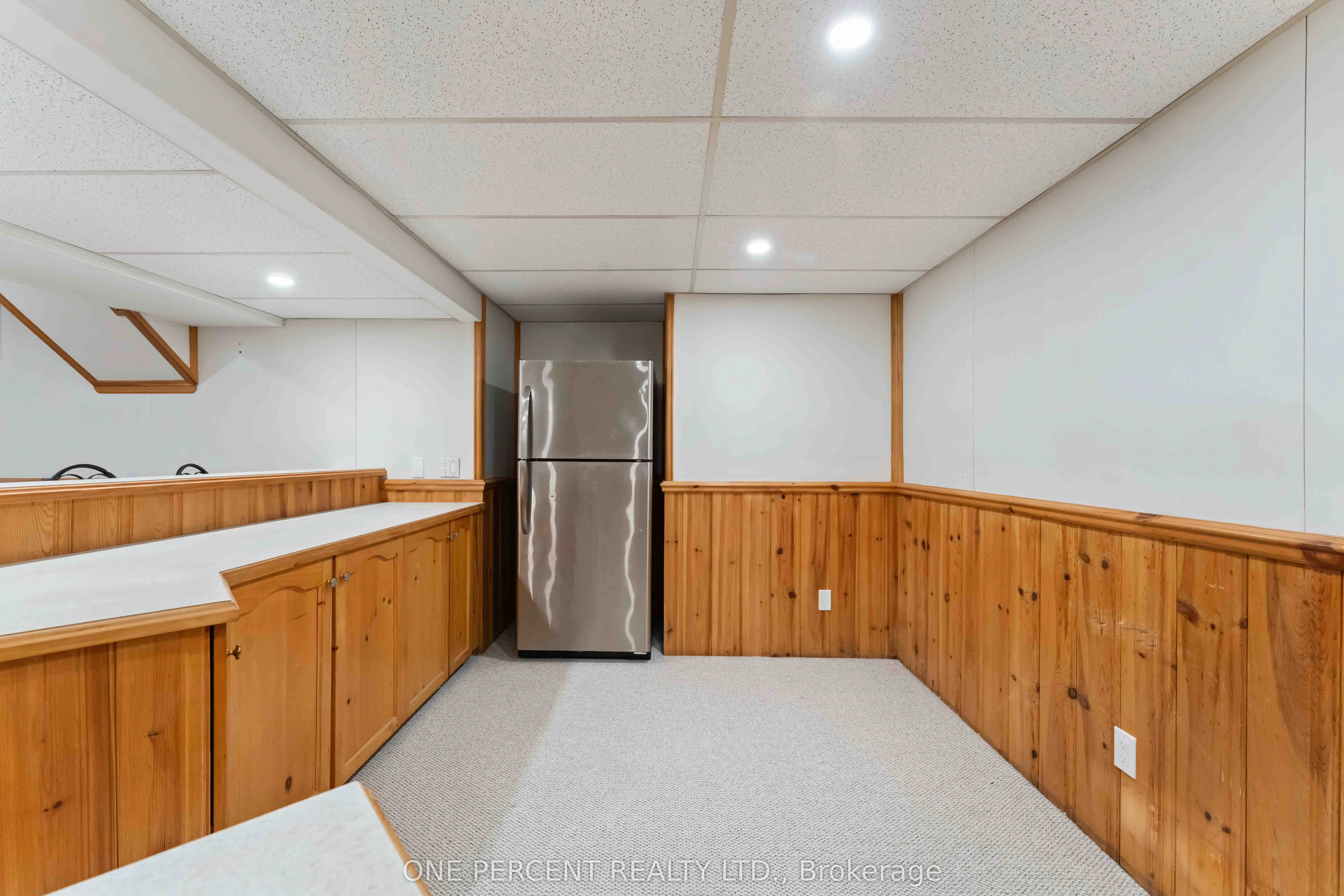 100 JOHN ASELFORD Drive