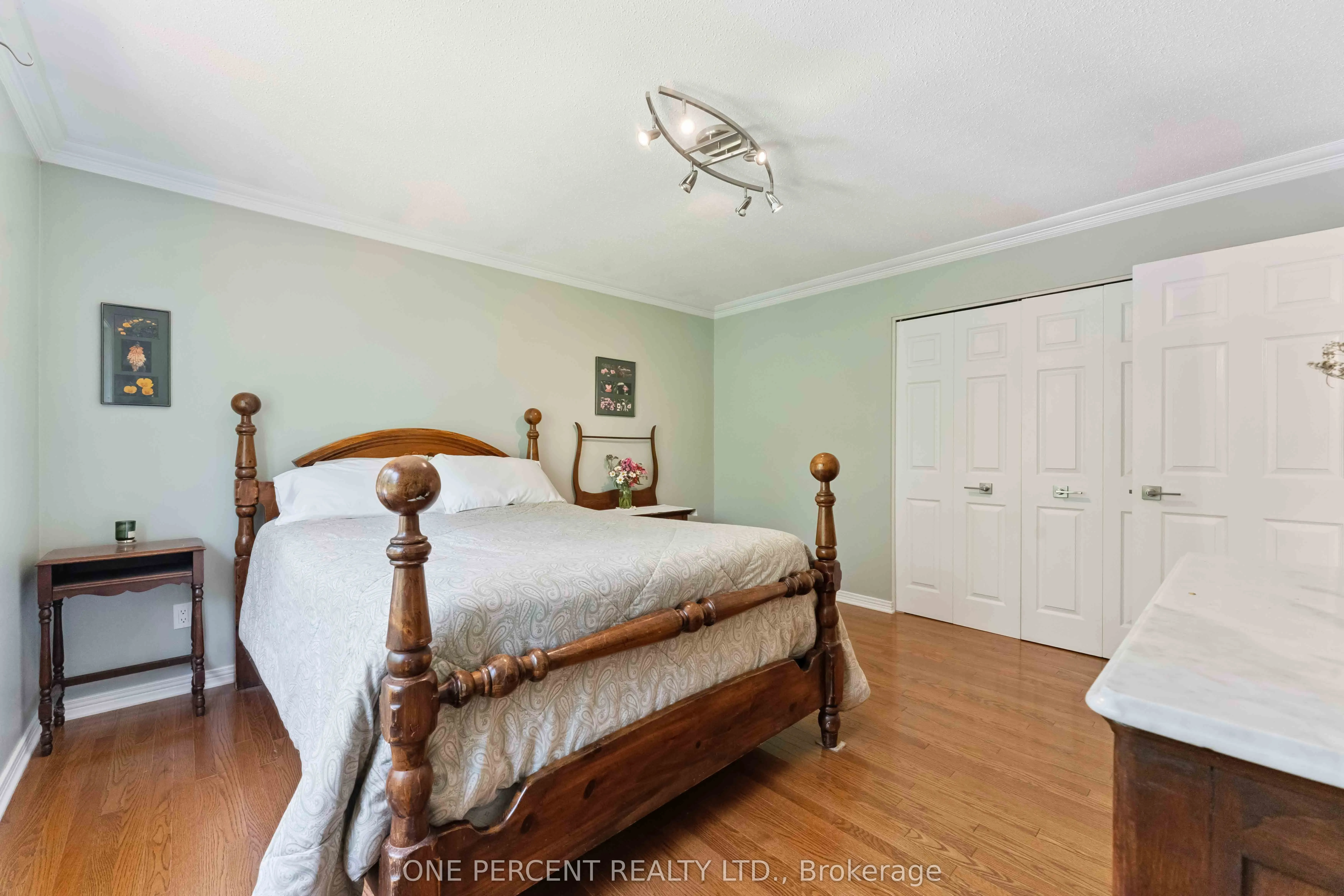 100 JOHN ASELFORD Drive