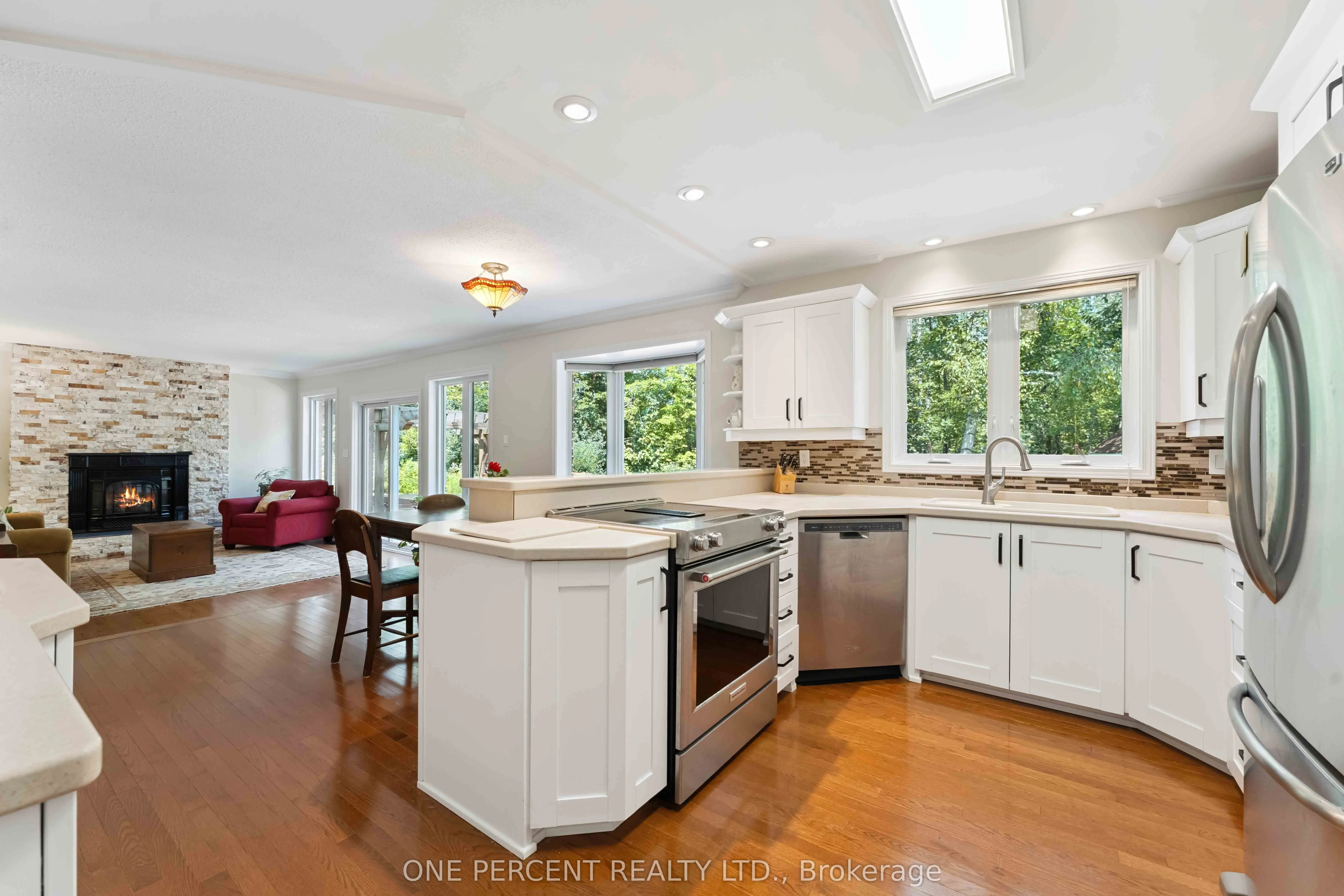 100 JOHN ASELFORD Drive
