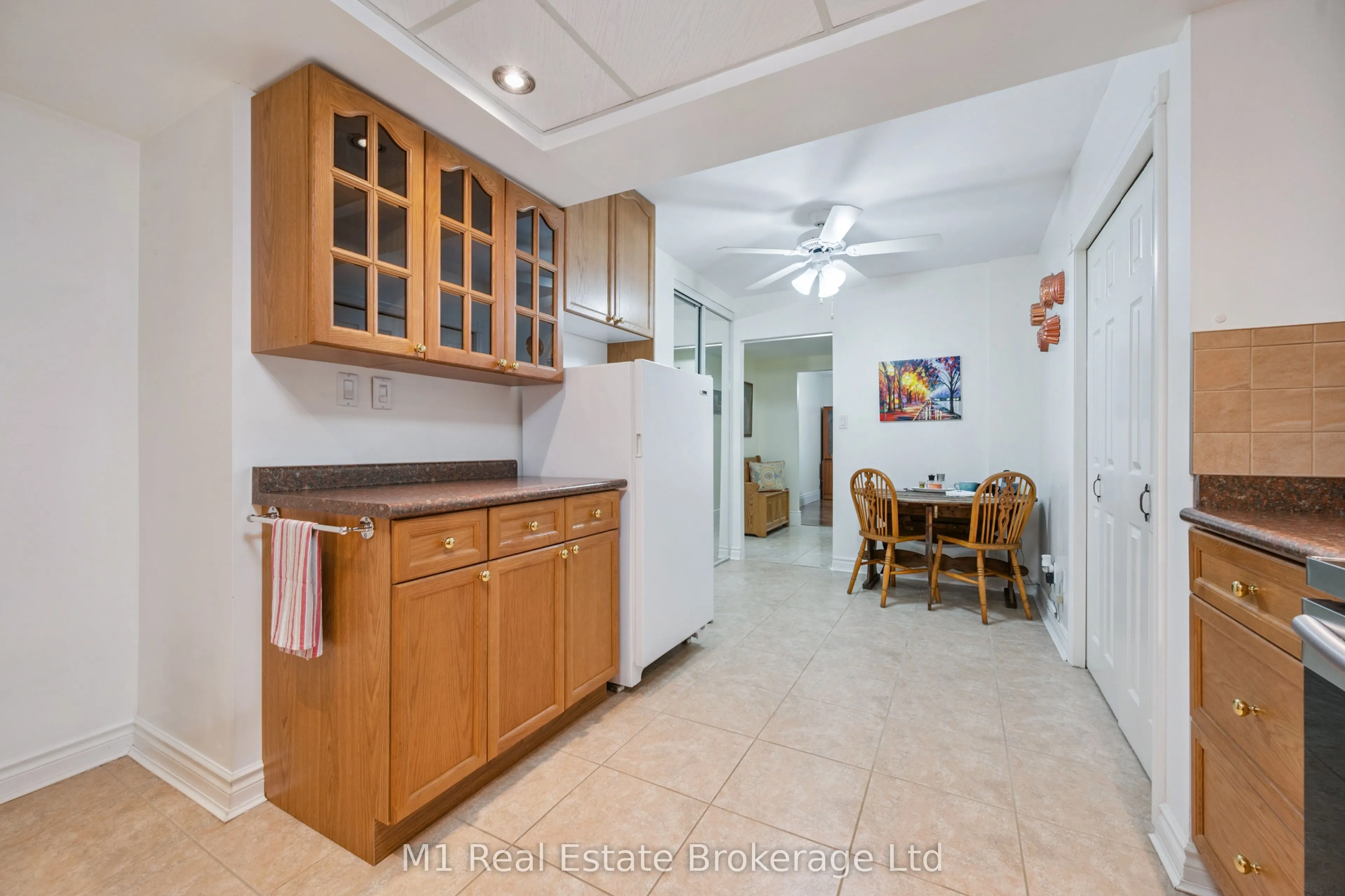 237 King Street W, #506
