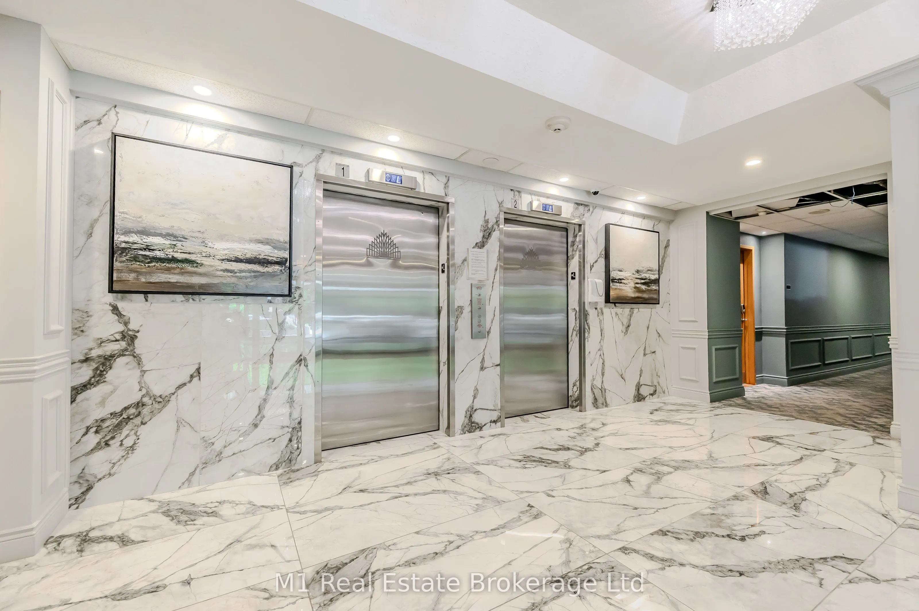237 King Street W, #506