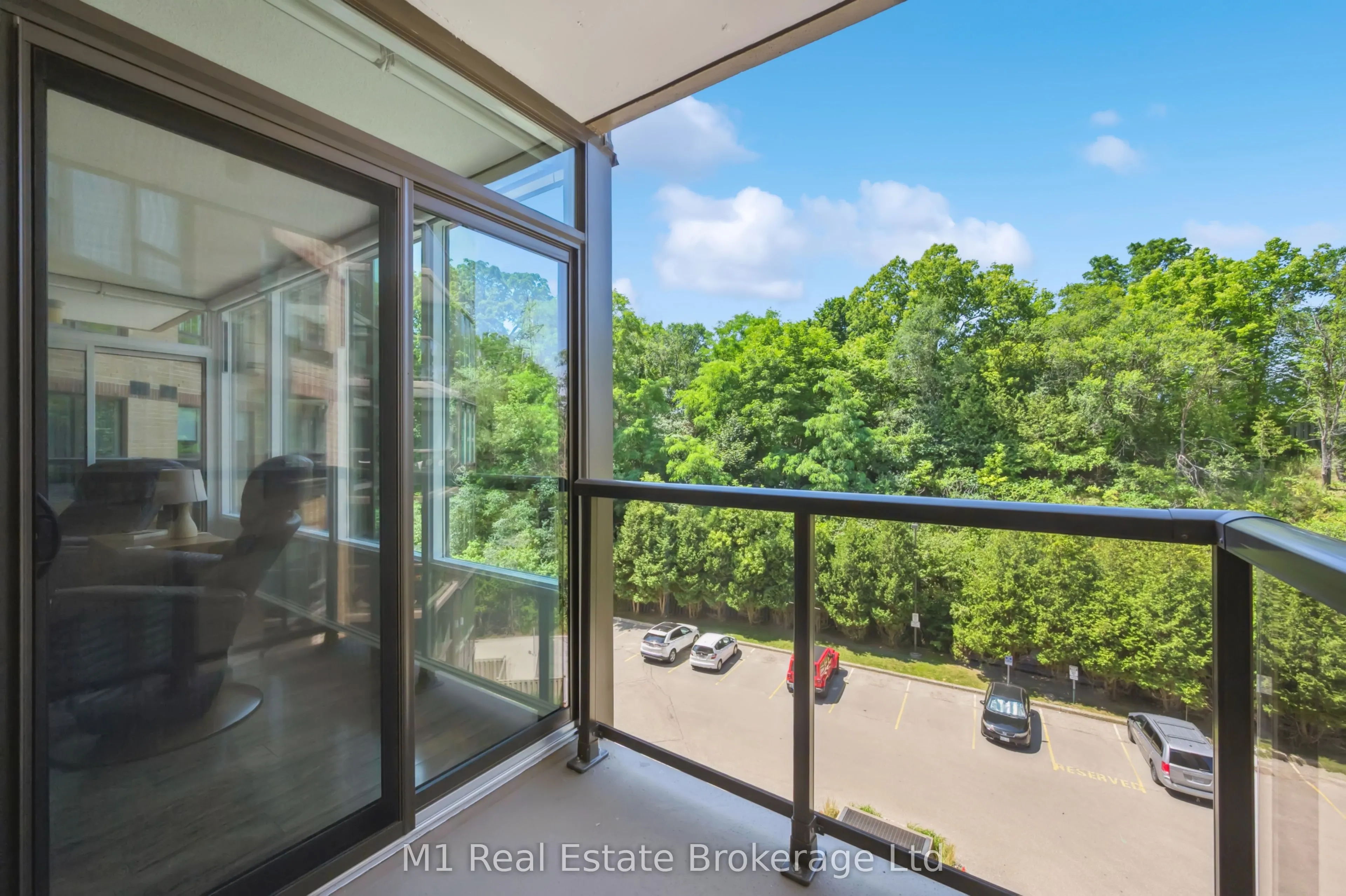 237 King Street W, #506