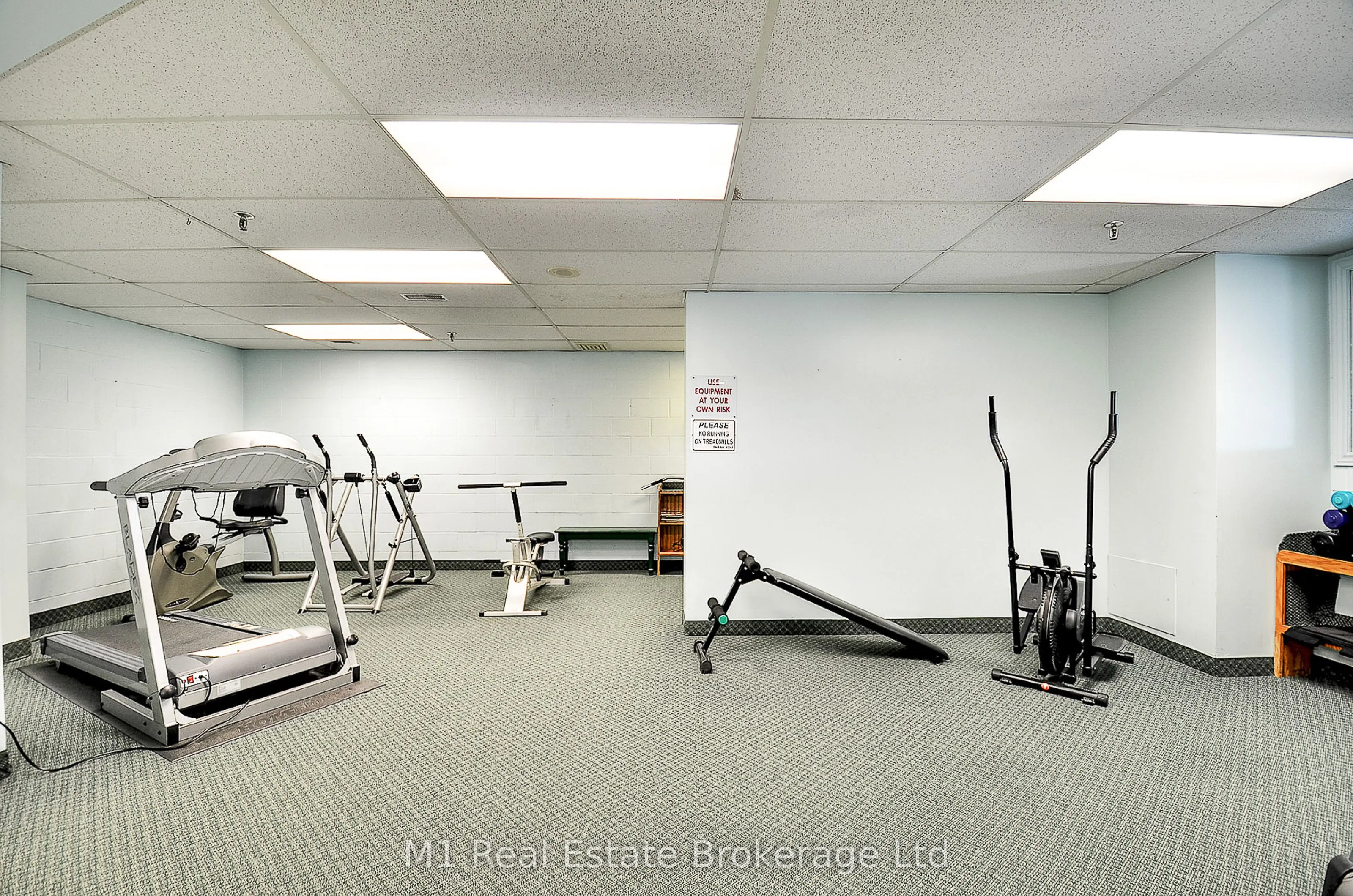 237 King Street W, #506