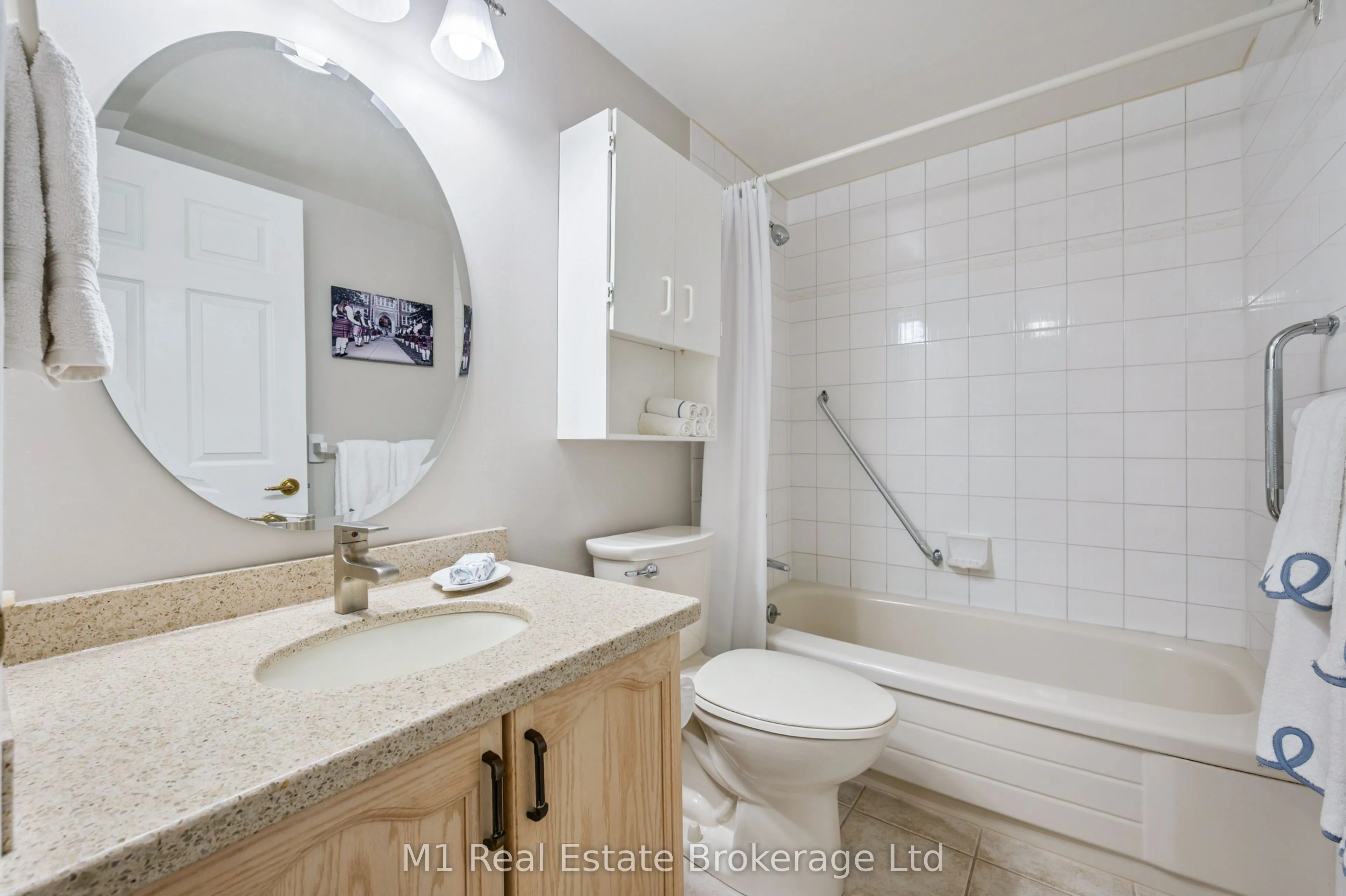 237 King Street W, #506