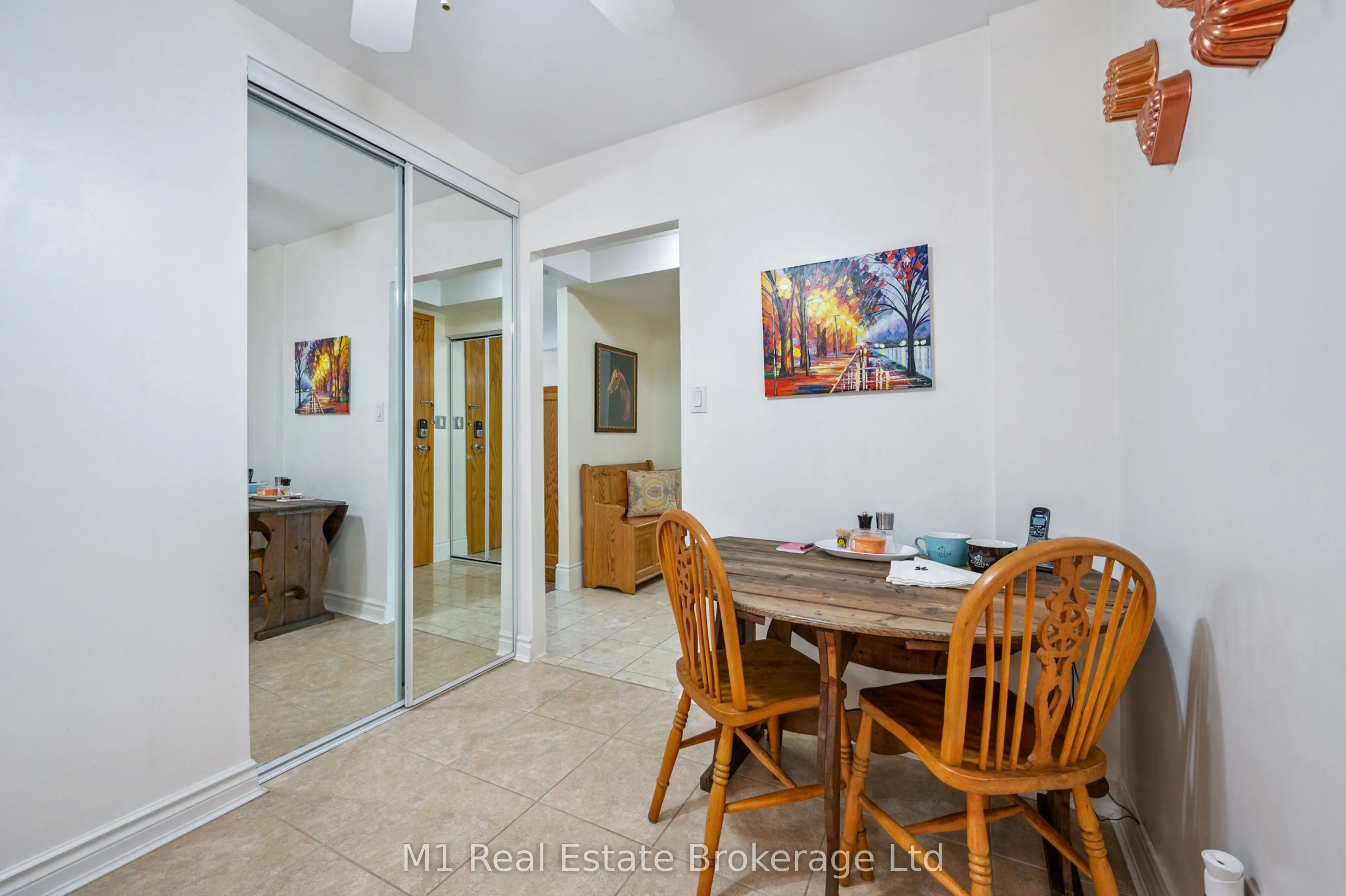 237 King Street W, #506