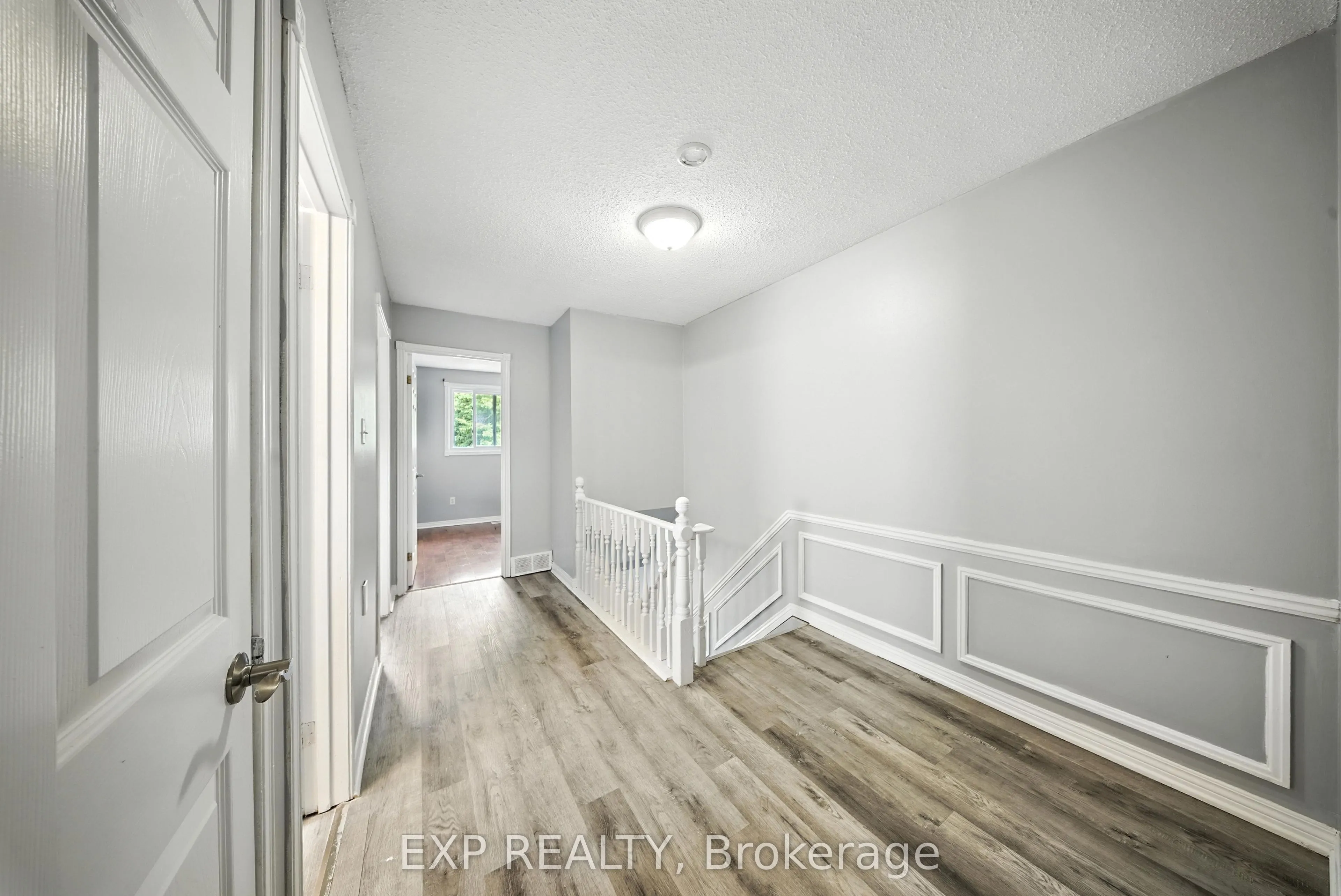 8 Woods End