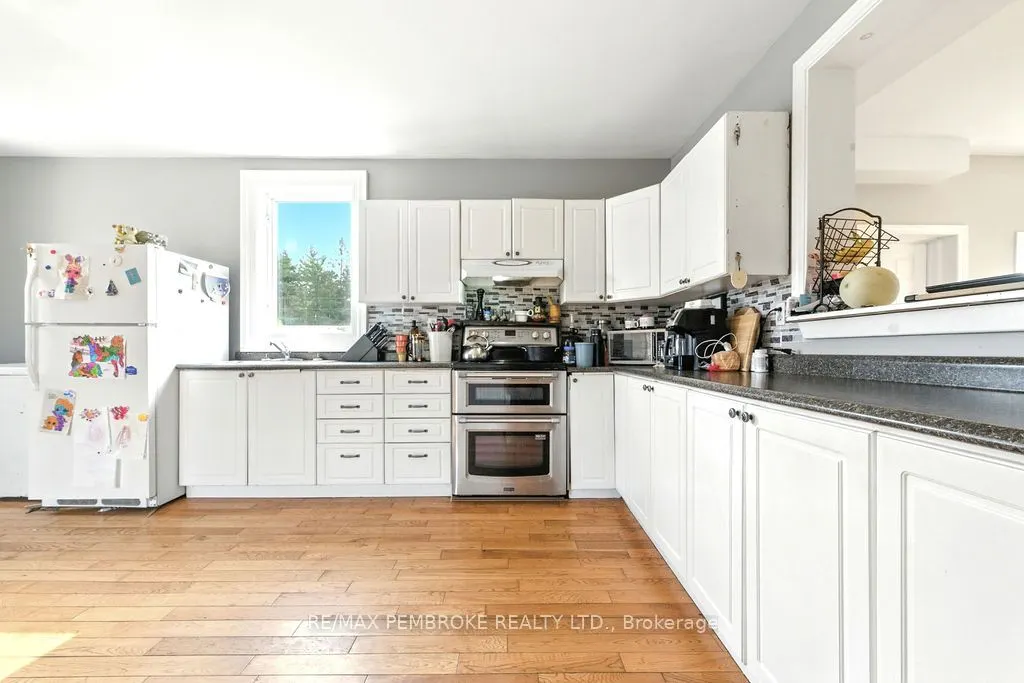 1298 Black Bay Road