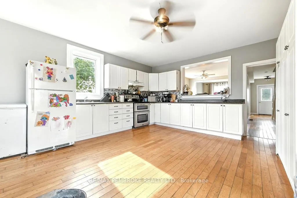 1298 Black Bay Road