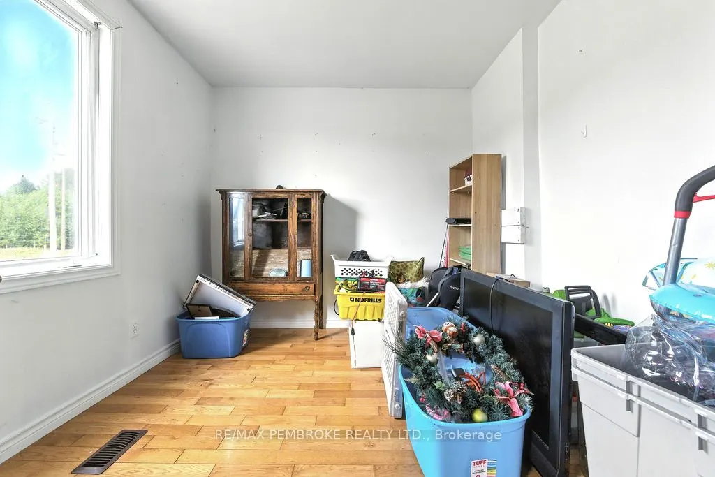1298 Black Bay Road