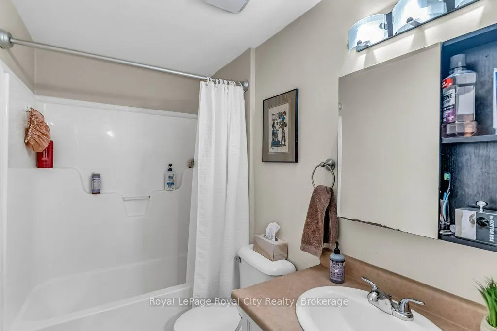 240 London Road W, #38