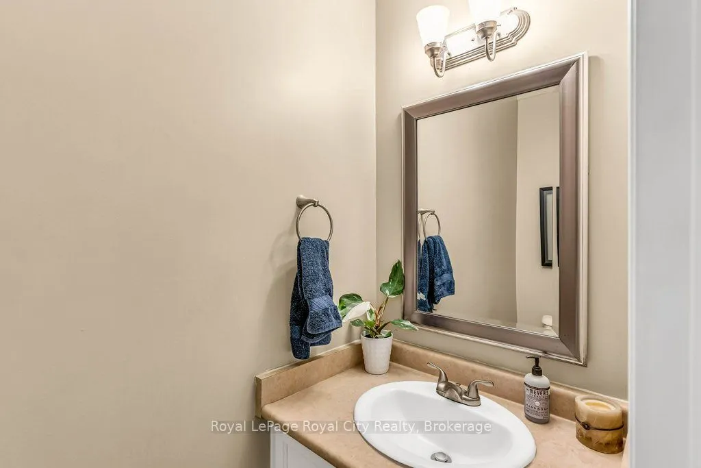 240 London Road W, #38