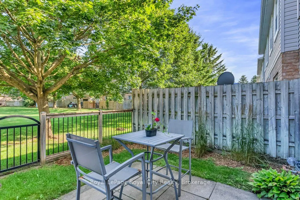 240 London Road W, #38