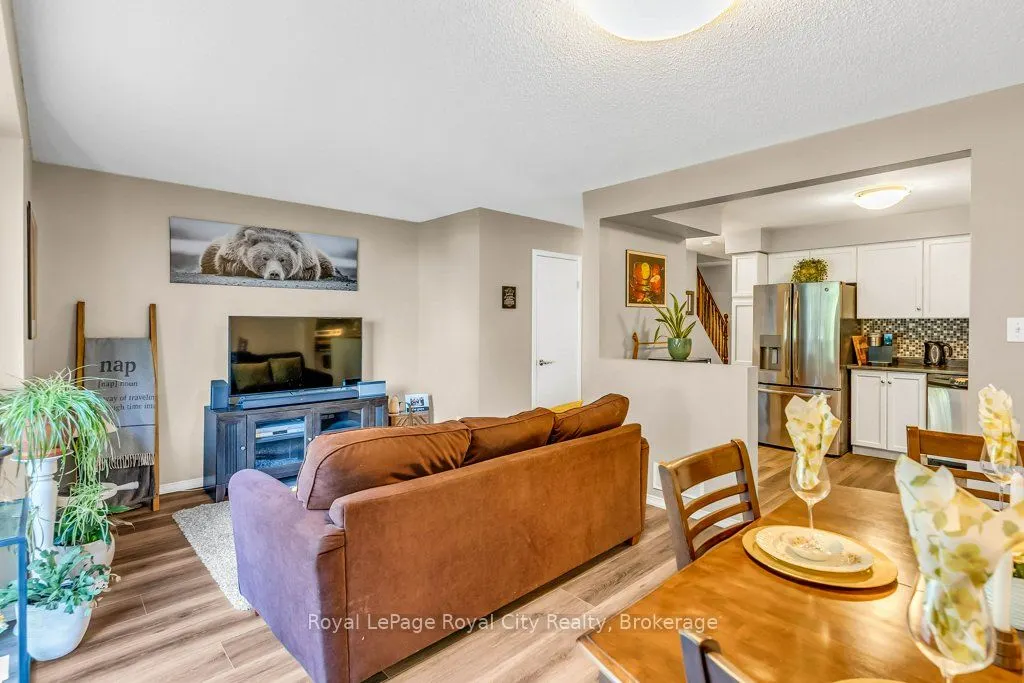 240 London Road W, #38