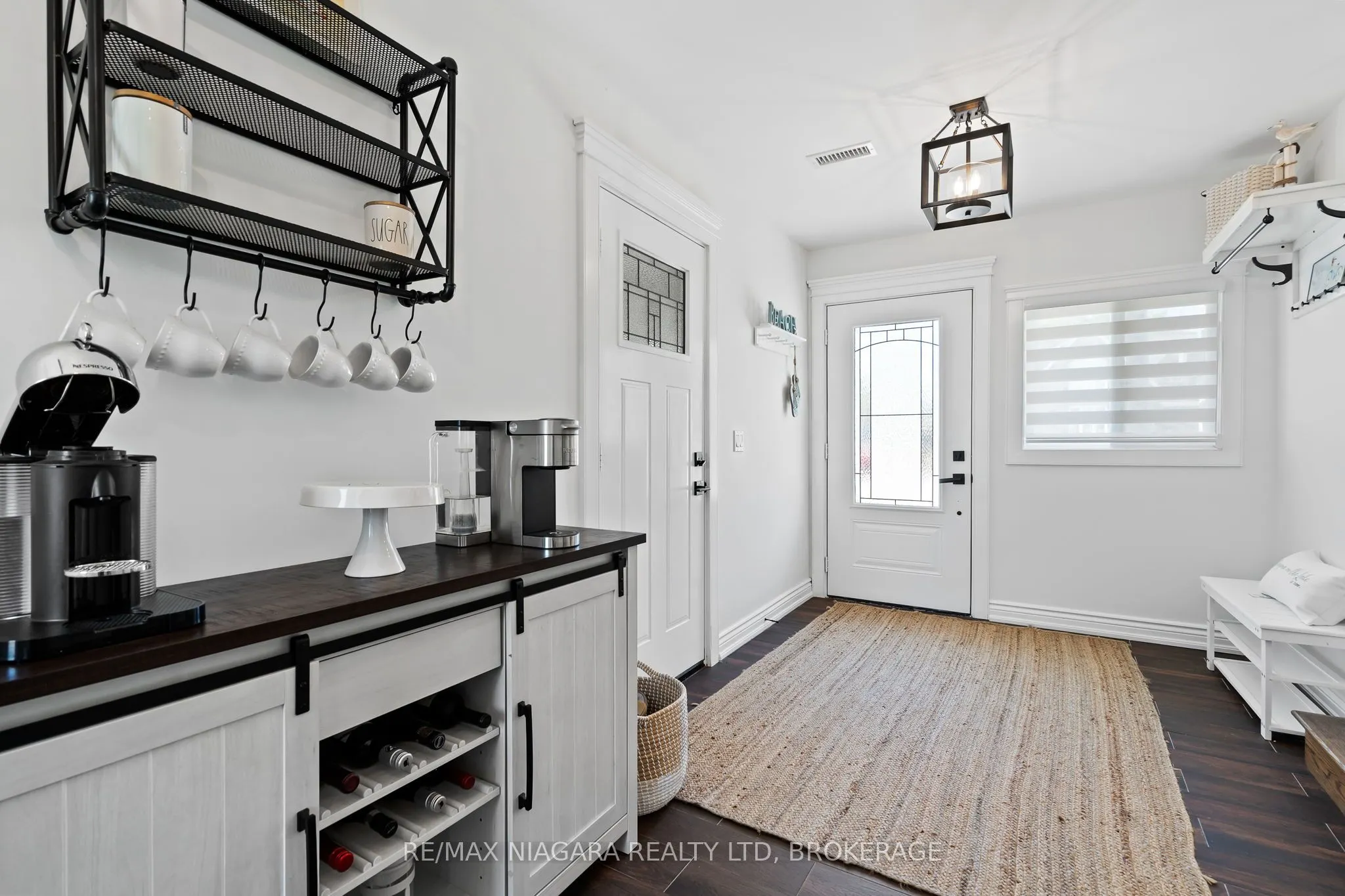 1427 Niagara Stone Road