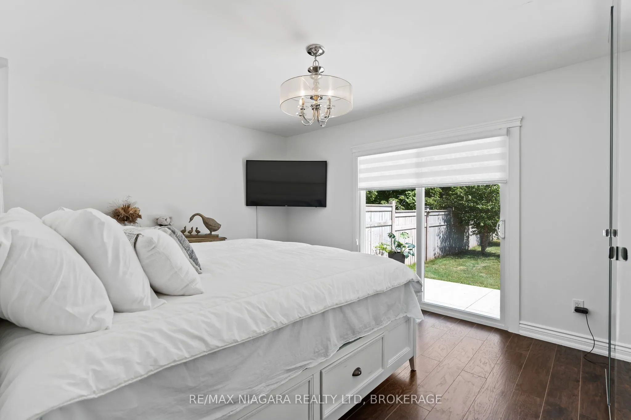 1427 Niagara Stone Road