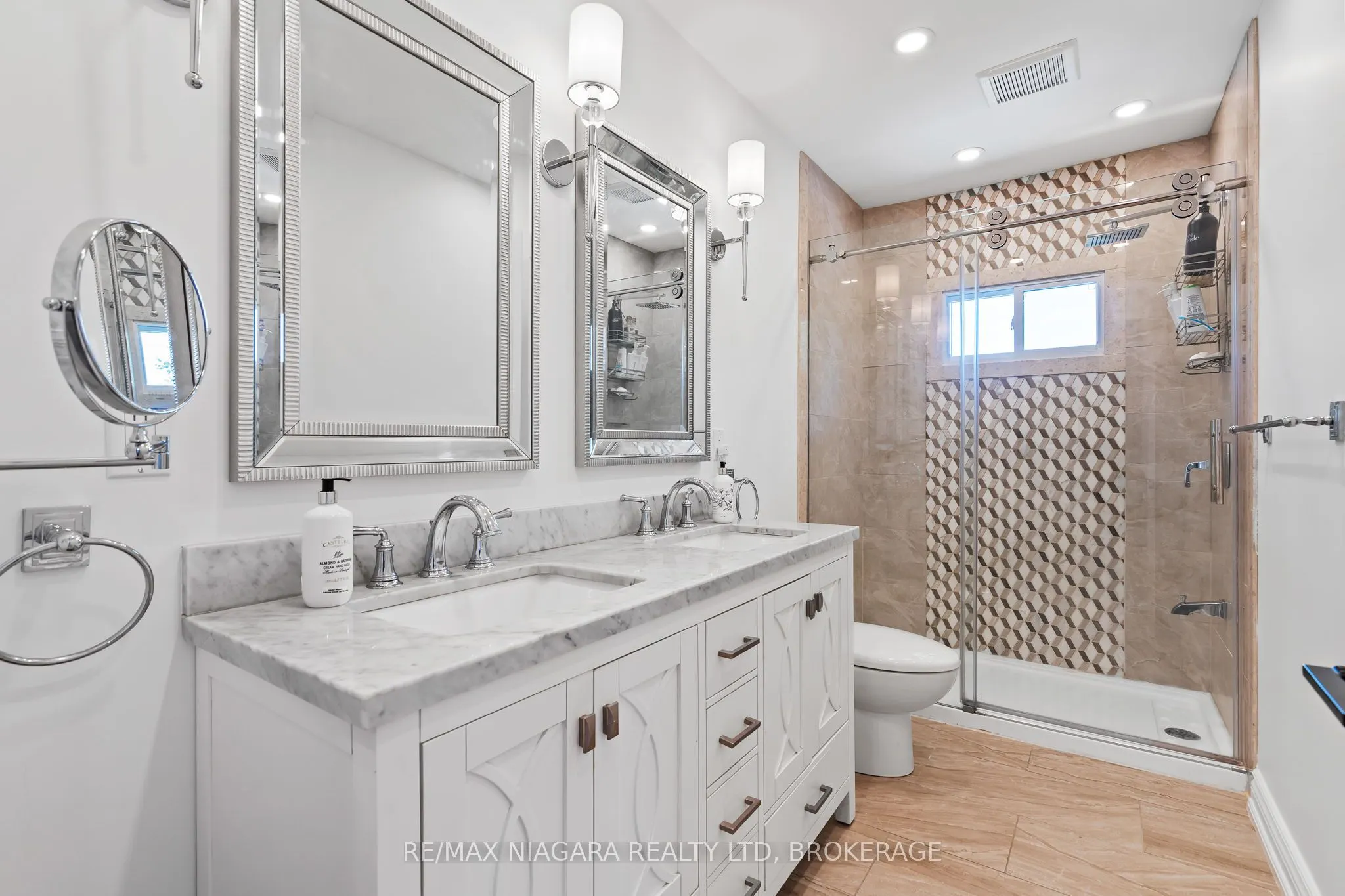 1427 Niagara Stone Road