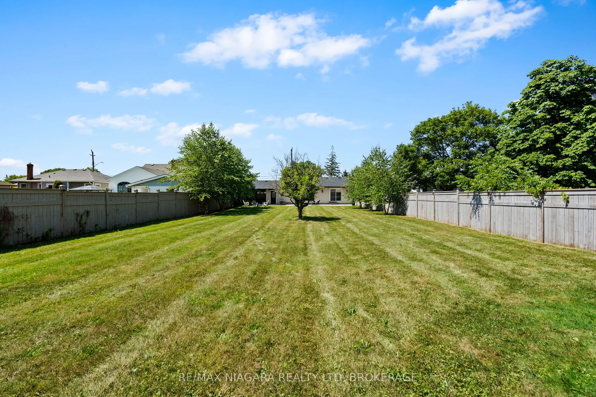 1427 Niagara Stone Road