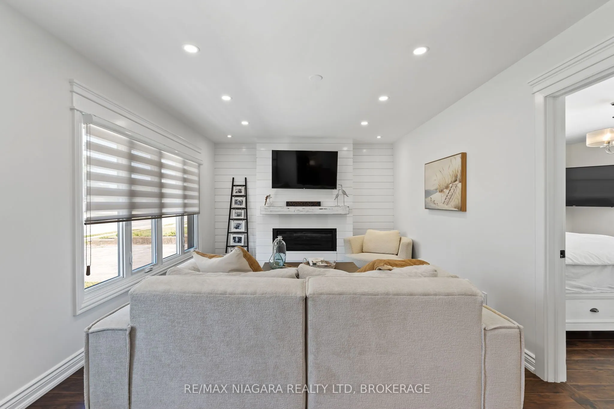 1427 Niagara Stone Road