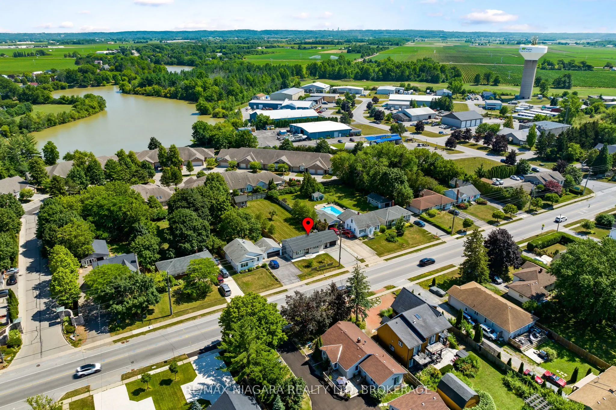 1427 Niagara Stone Road