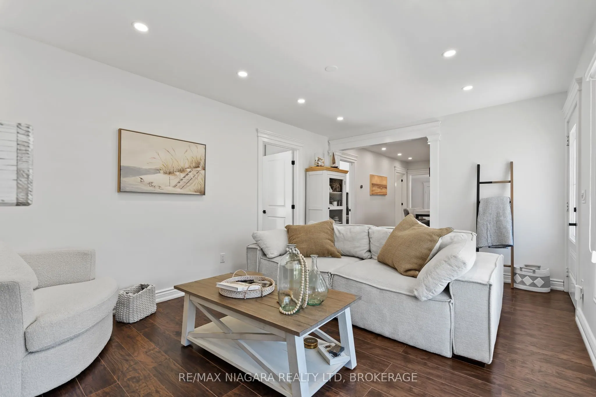 1427 Niagara Stone Road