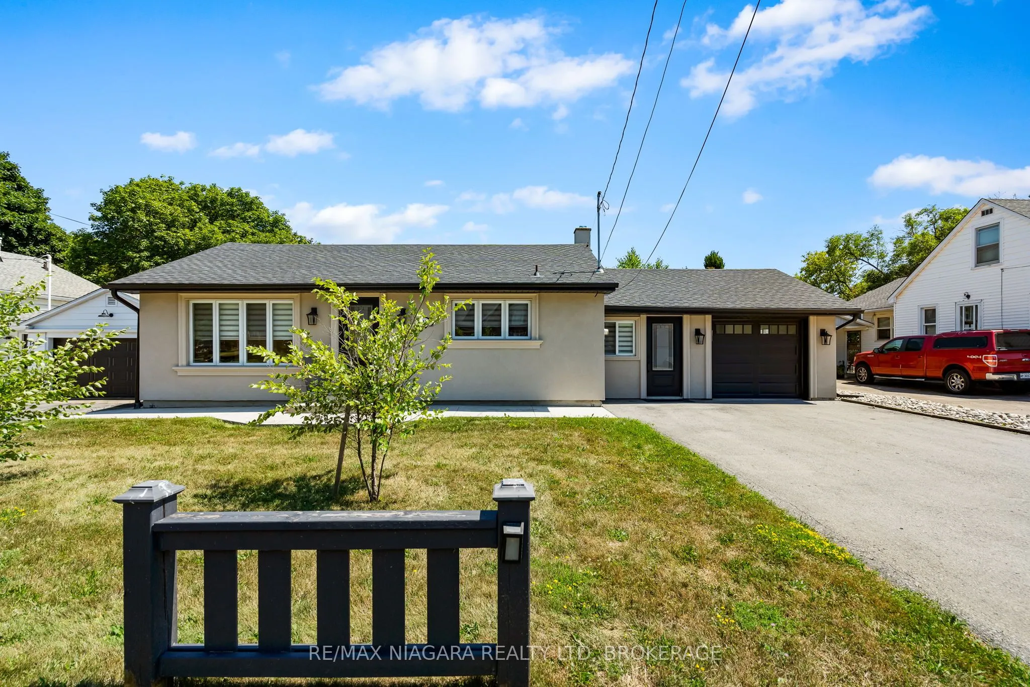 1427 Niagara Stone Road